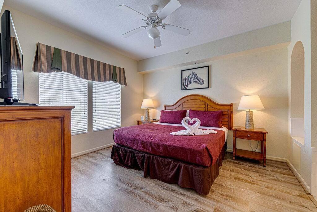 Exquisite 3 Bdr Condo Minutes to Disney