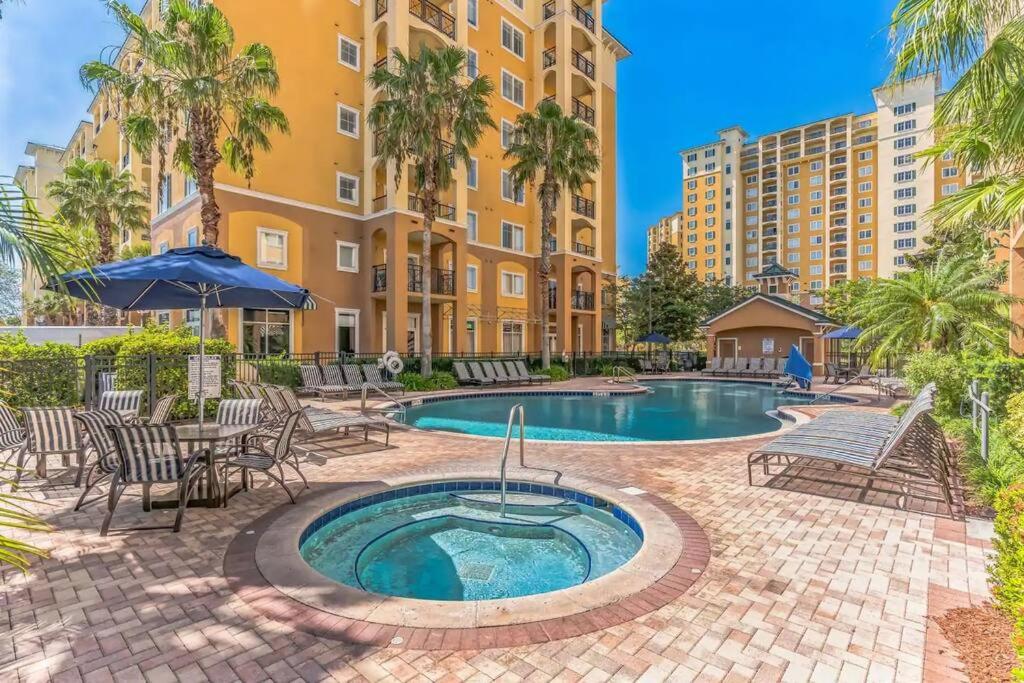 Exquisite 3 Bdr Condo Minutes to Disney