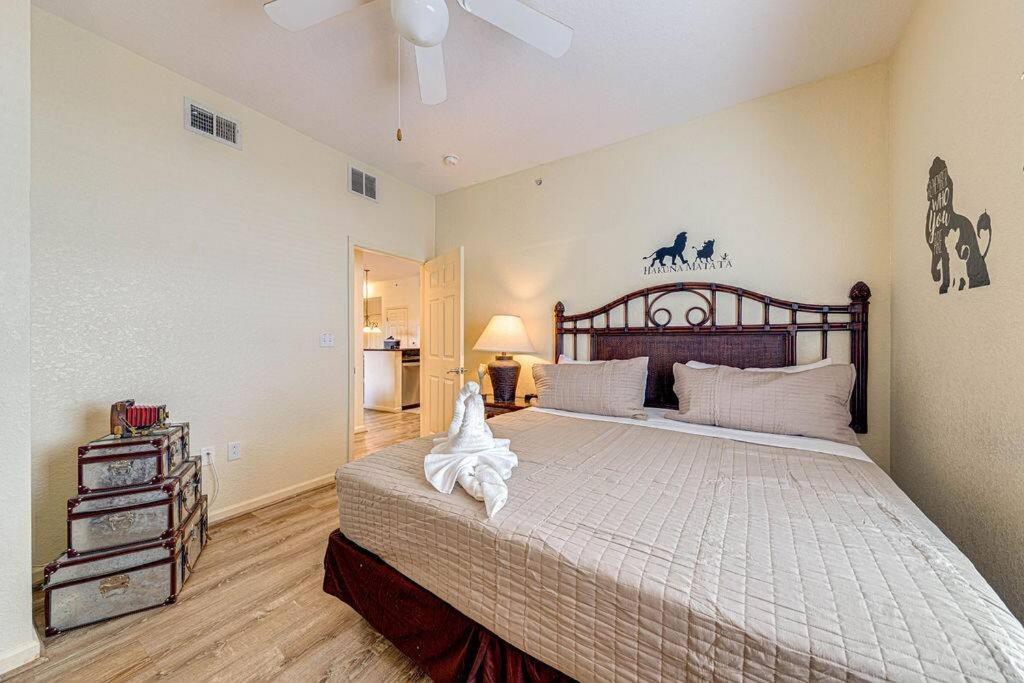 Exquisite 3 Bdr Condo Minutes to Disney