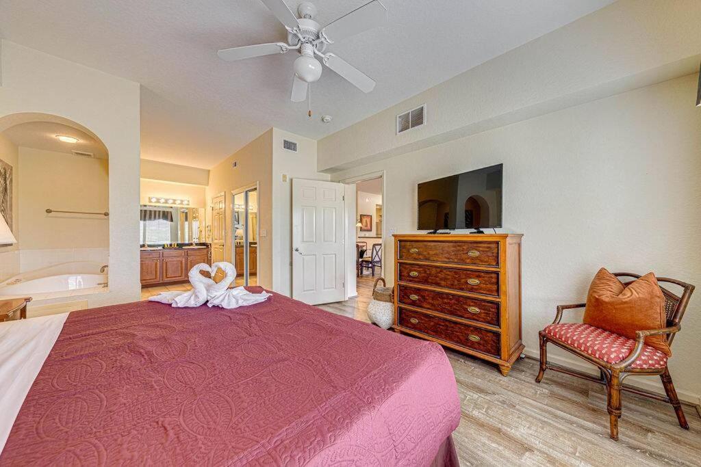 Exquisite 3 Bdr Condo Minutes to Disney