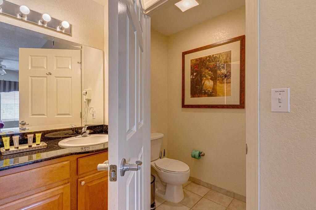 Exquisite 3 Bdr Condo Minutes to Disney