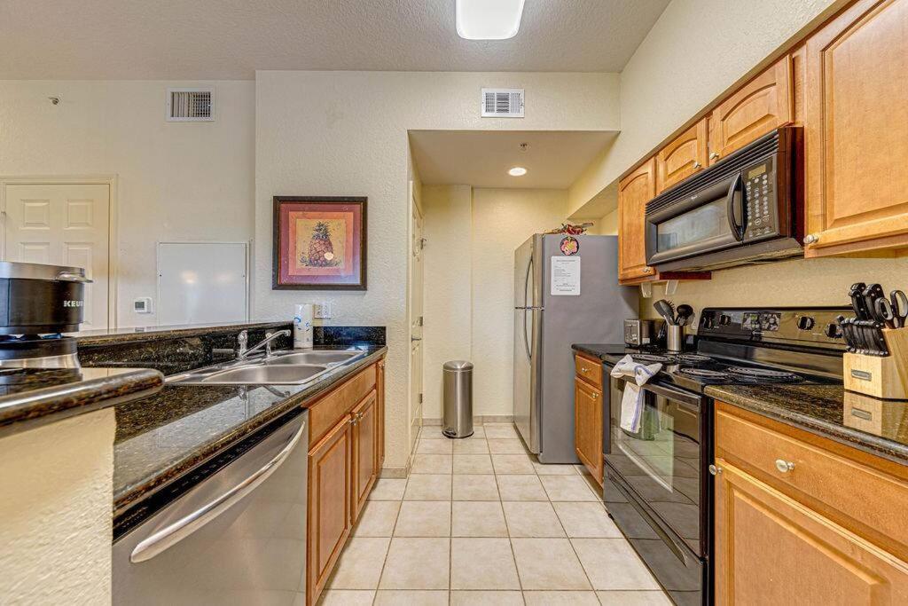 Exquisite 3 Bdr Condo Minutes to Disney