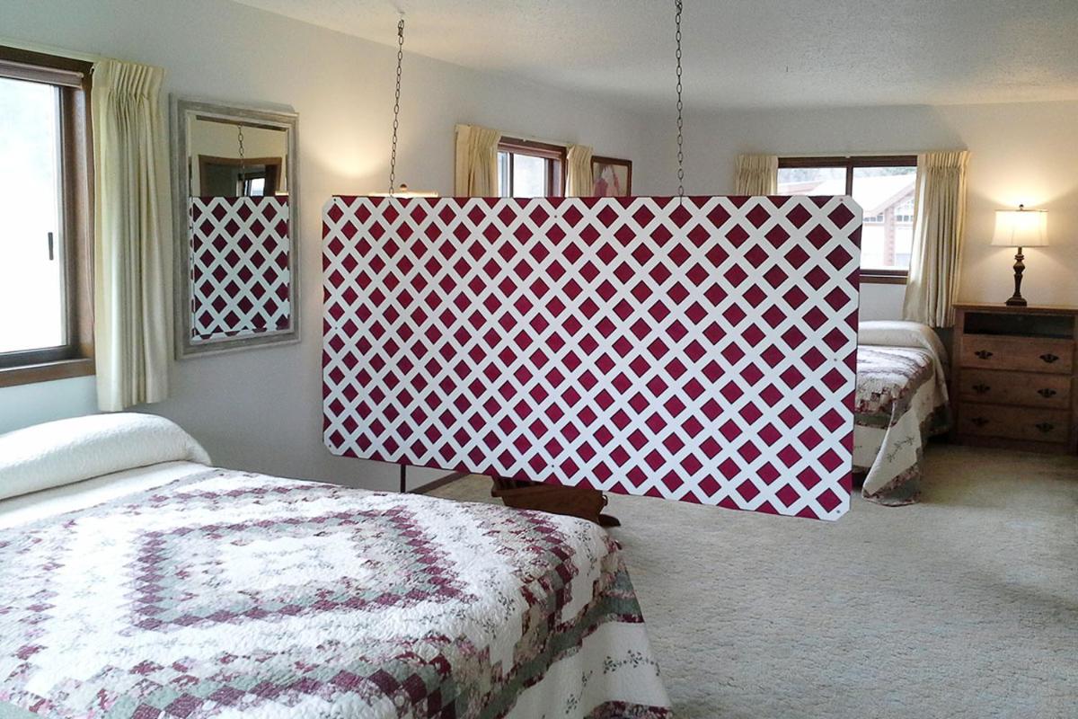 Freedom Ridge Cabins view 5