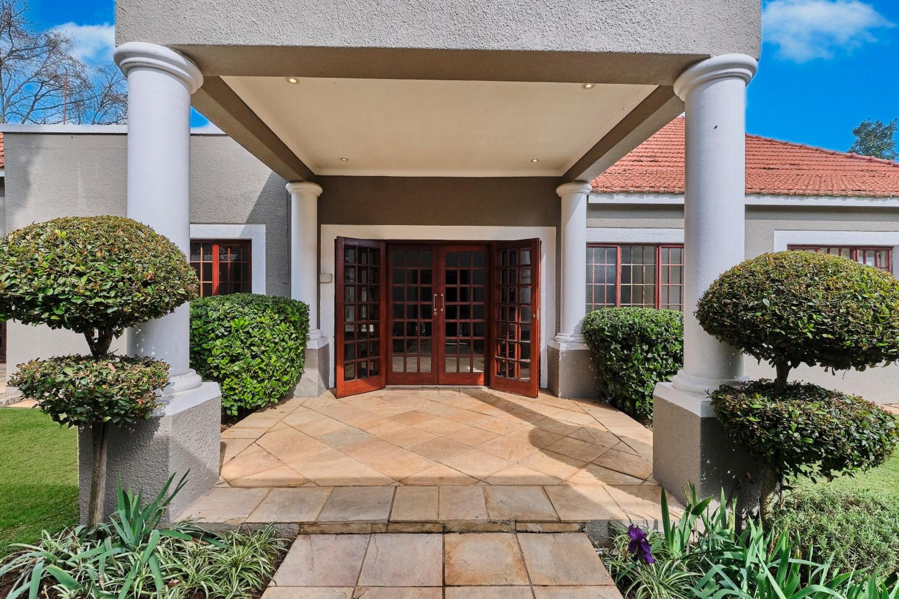 Rose Road Manor - Houghton Johannesburg