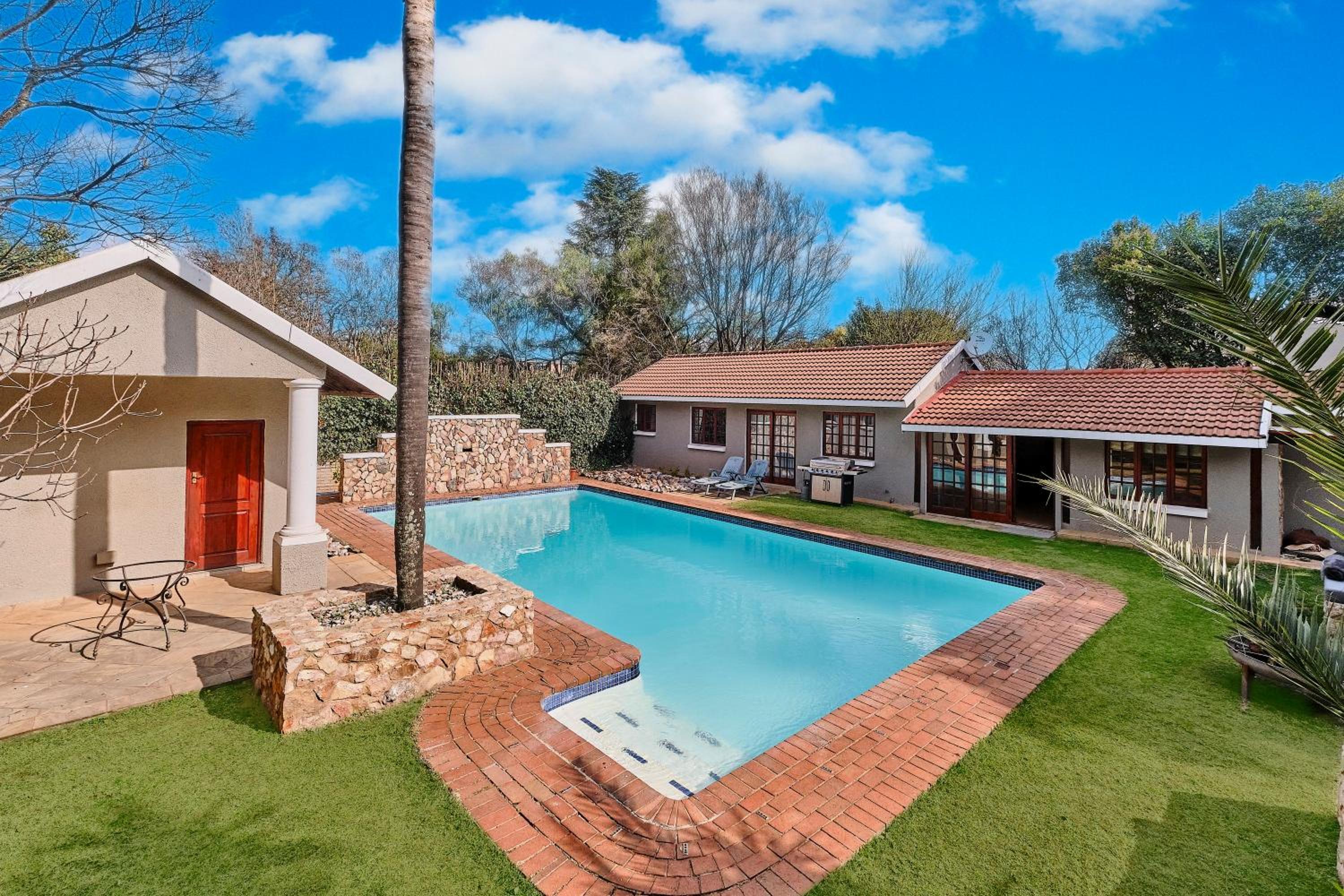 Rose Road Manor - Houghton Johannesburg