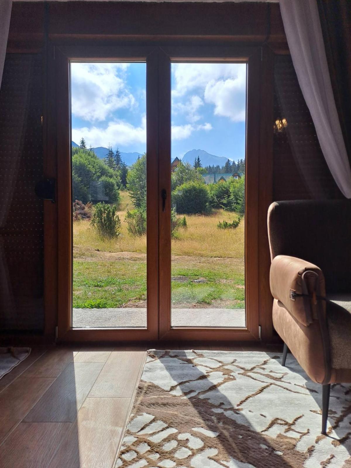 Mountain House "Nikki"