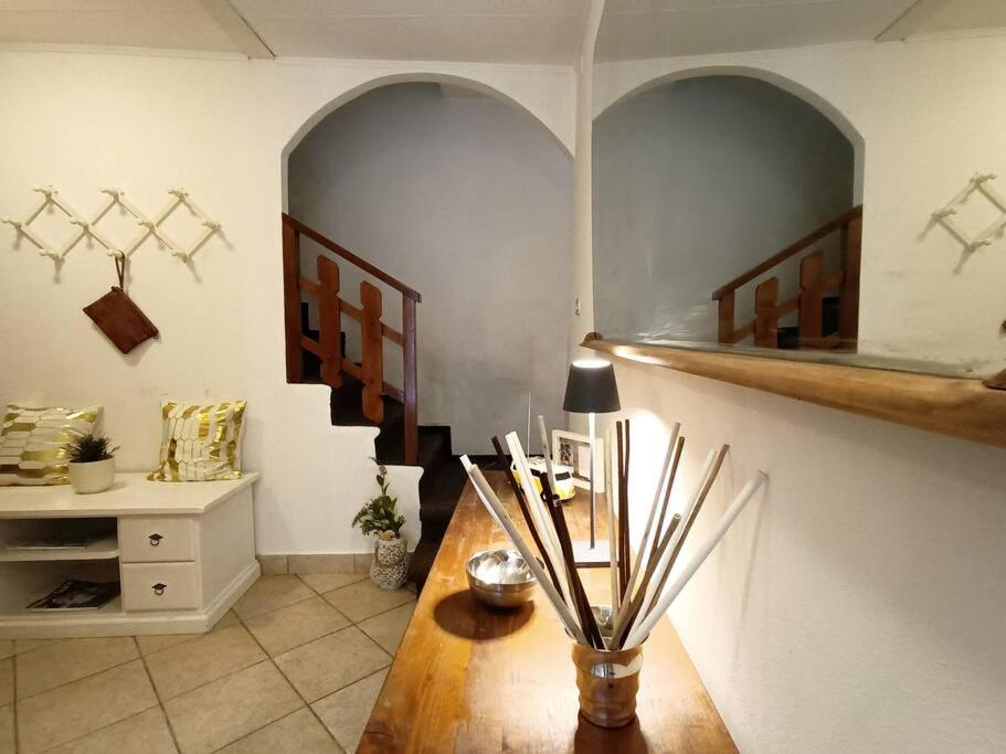 The Boards House on Lake Como - House or Master bedroom only