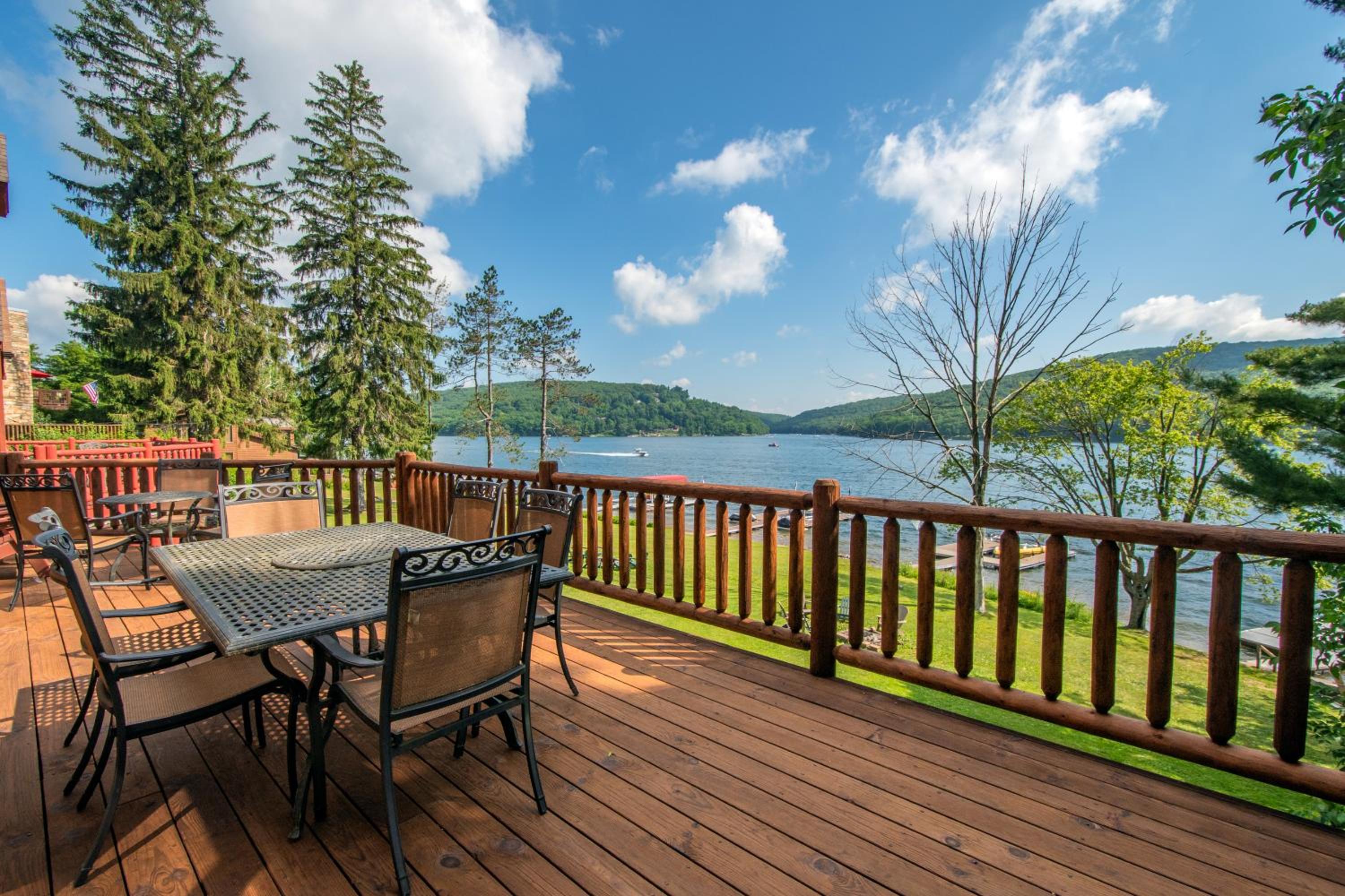 Bear Hollow Lodge view 4