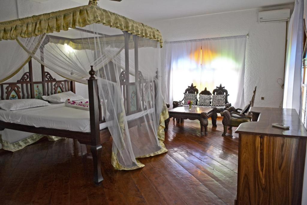 Photo 32