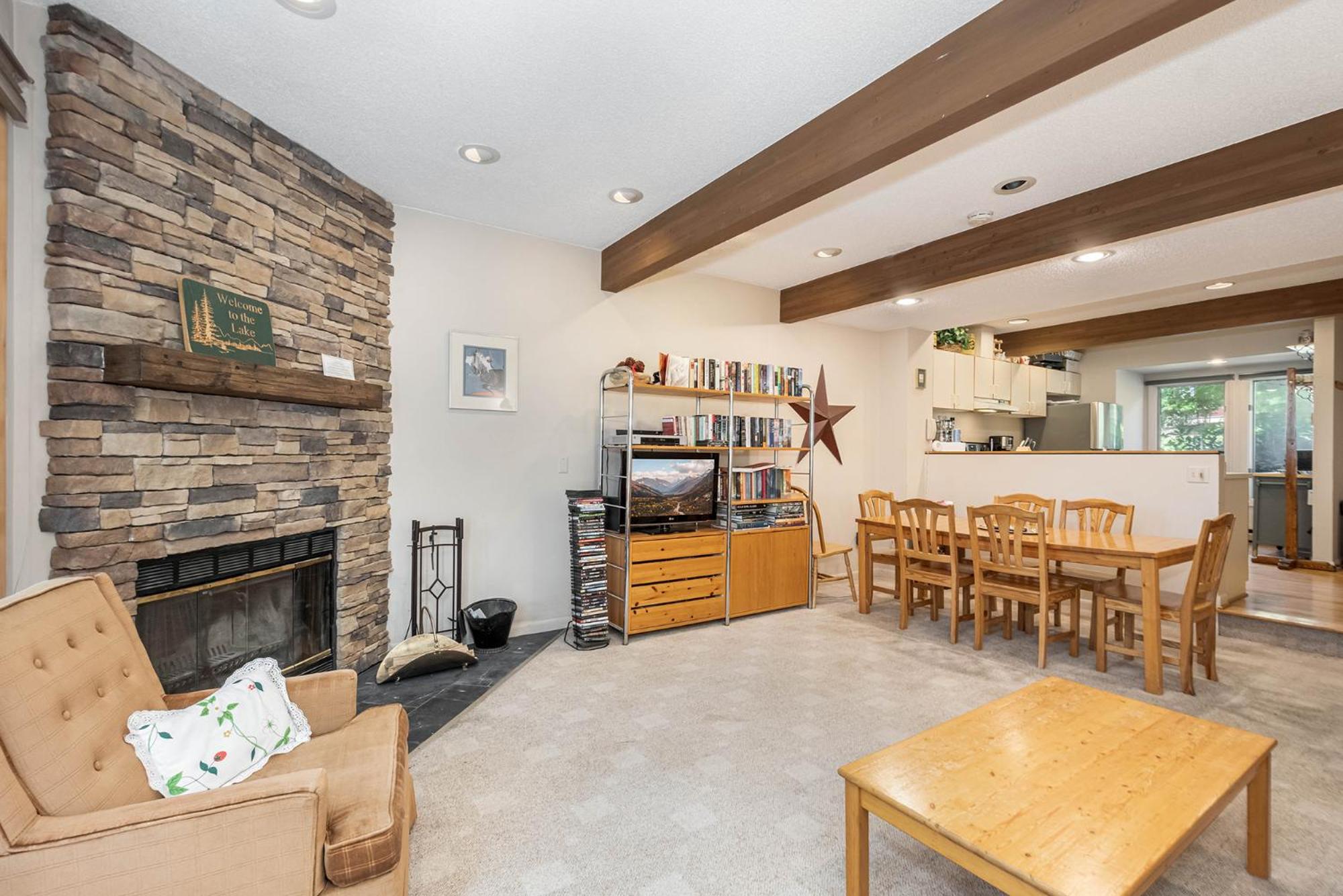 Villages of Wisp 13 Lakeview Court view 5