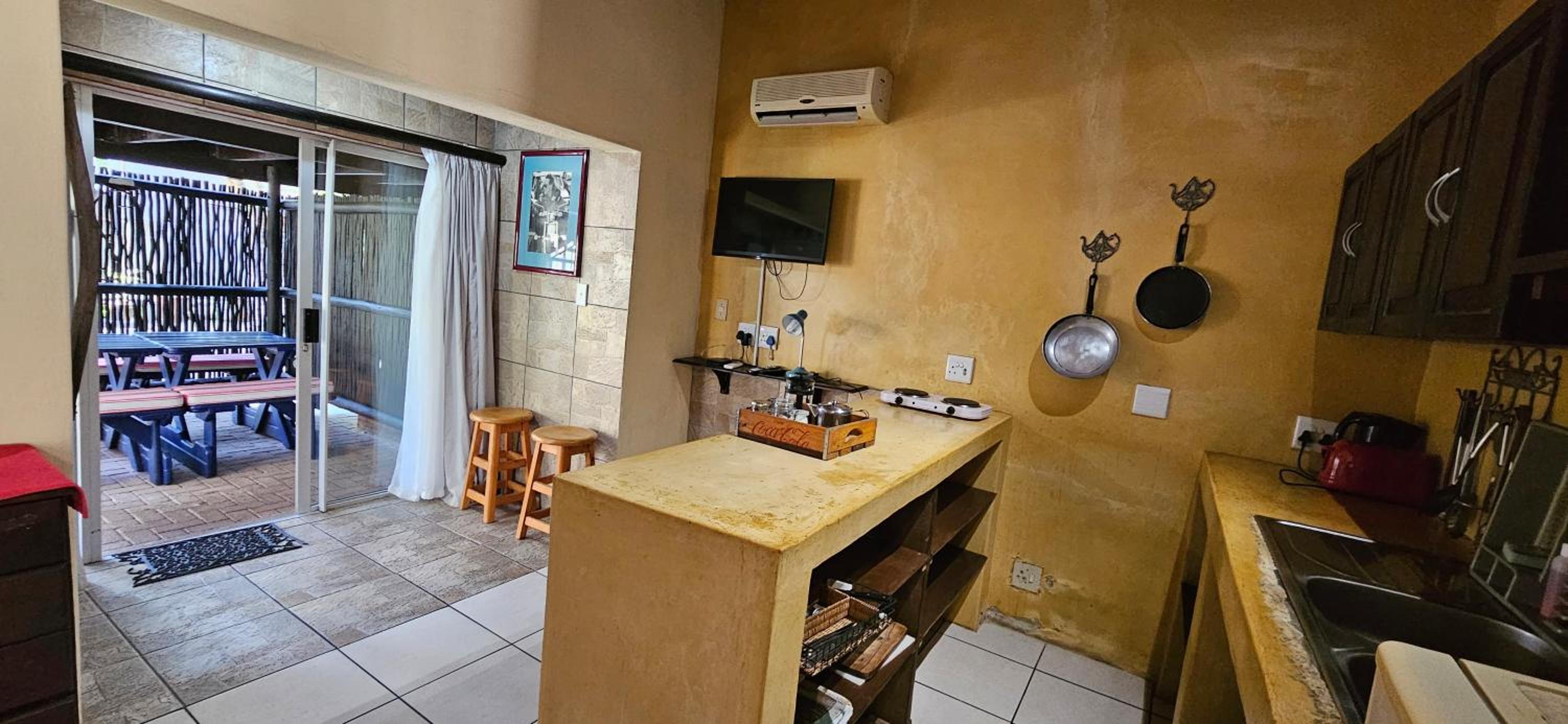 Old Vic Travellers Inn Nelspruit