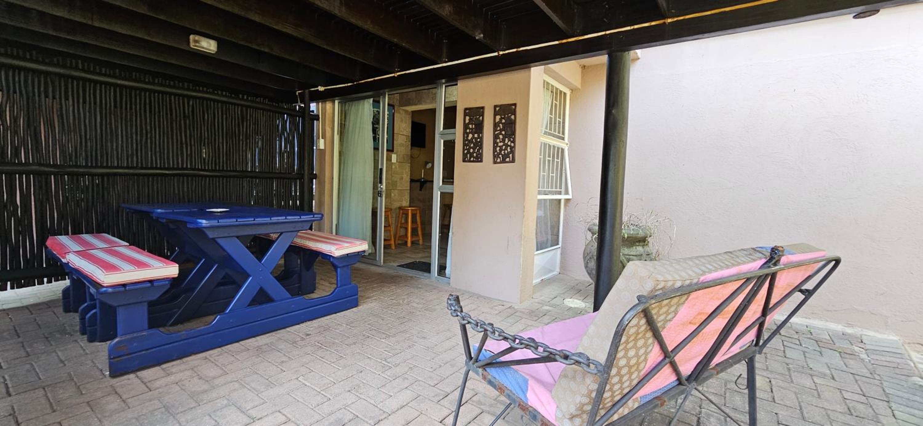 Old Vic Travellers Inn Nelspruit