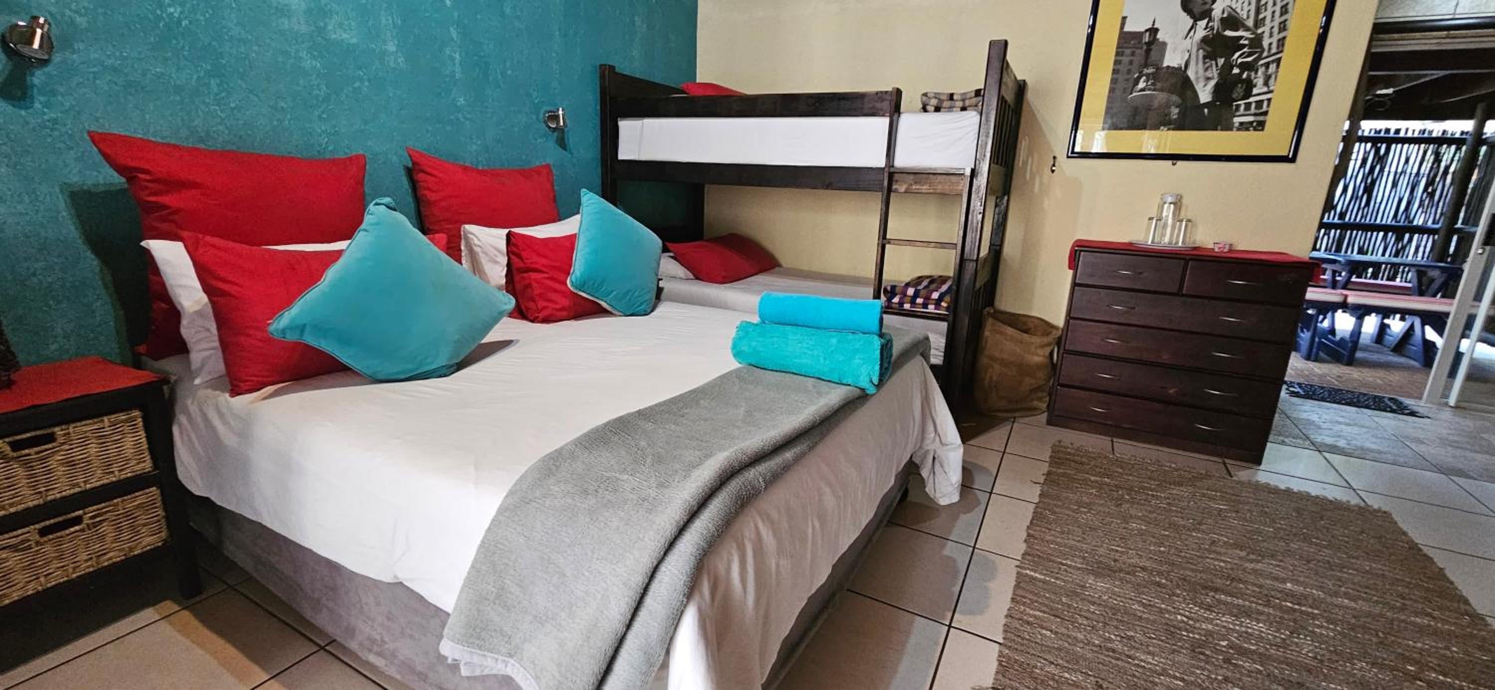 Old Vic Travellers Inn Nelspruit