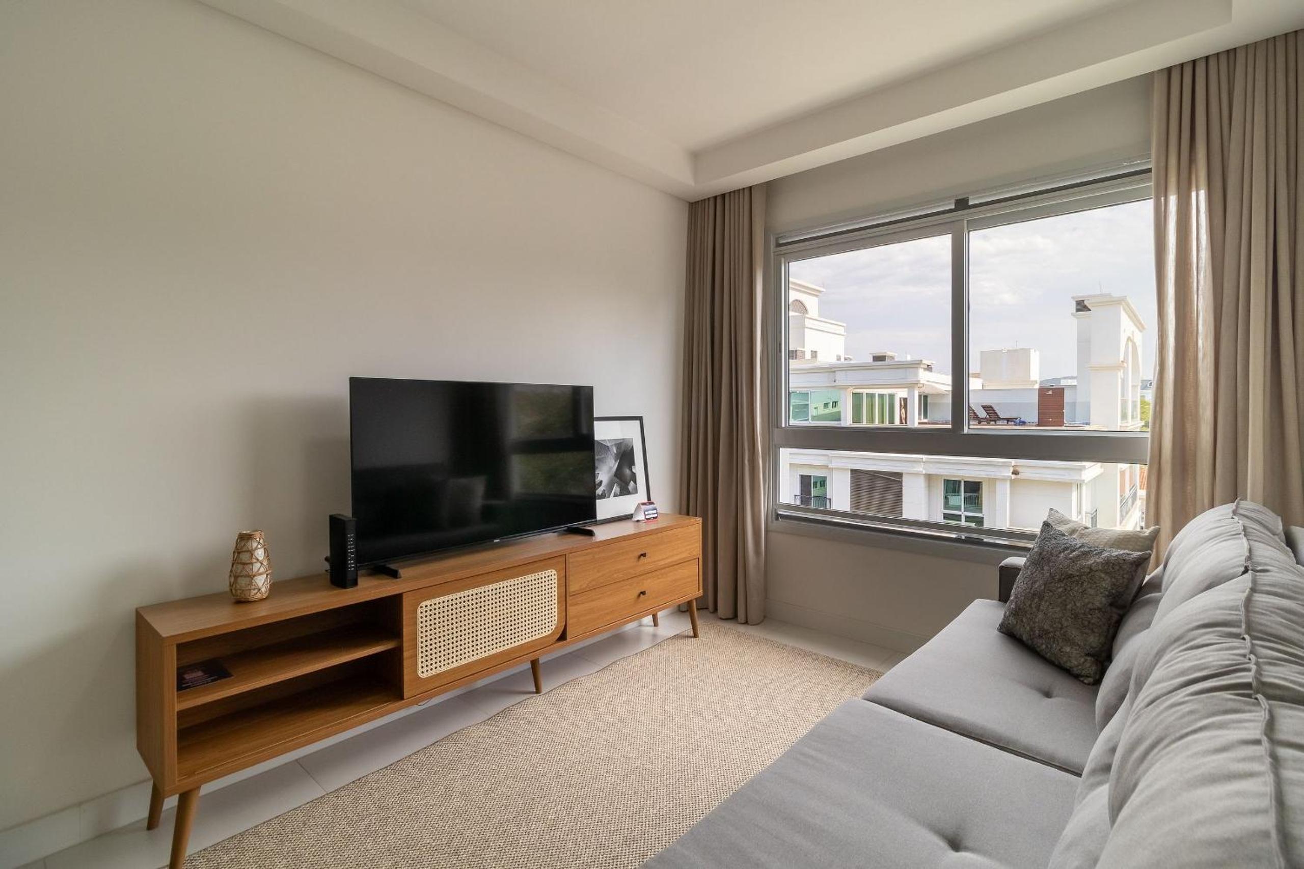 MOR - Apartments 230m from Jurerê Beach Floripa/SC