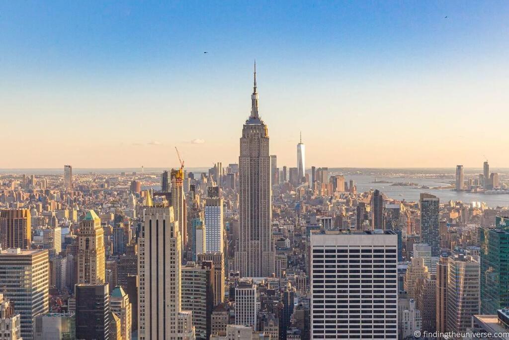 SWJ 5th - Perfect for Tourism: Near Train, Times Sq, Dining