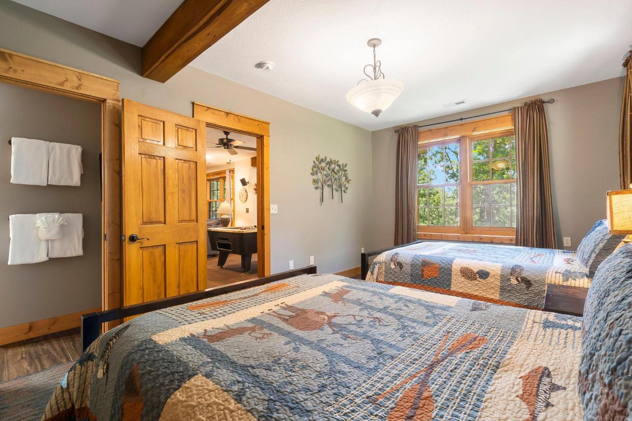 Persimmon Hollow with GameRoom