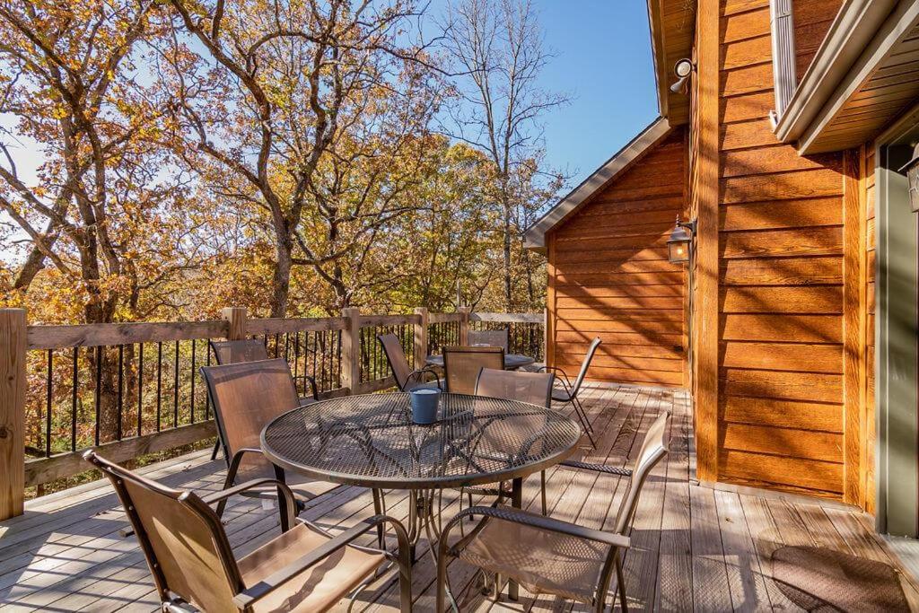 Persimmon Hollow with GameRoom