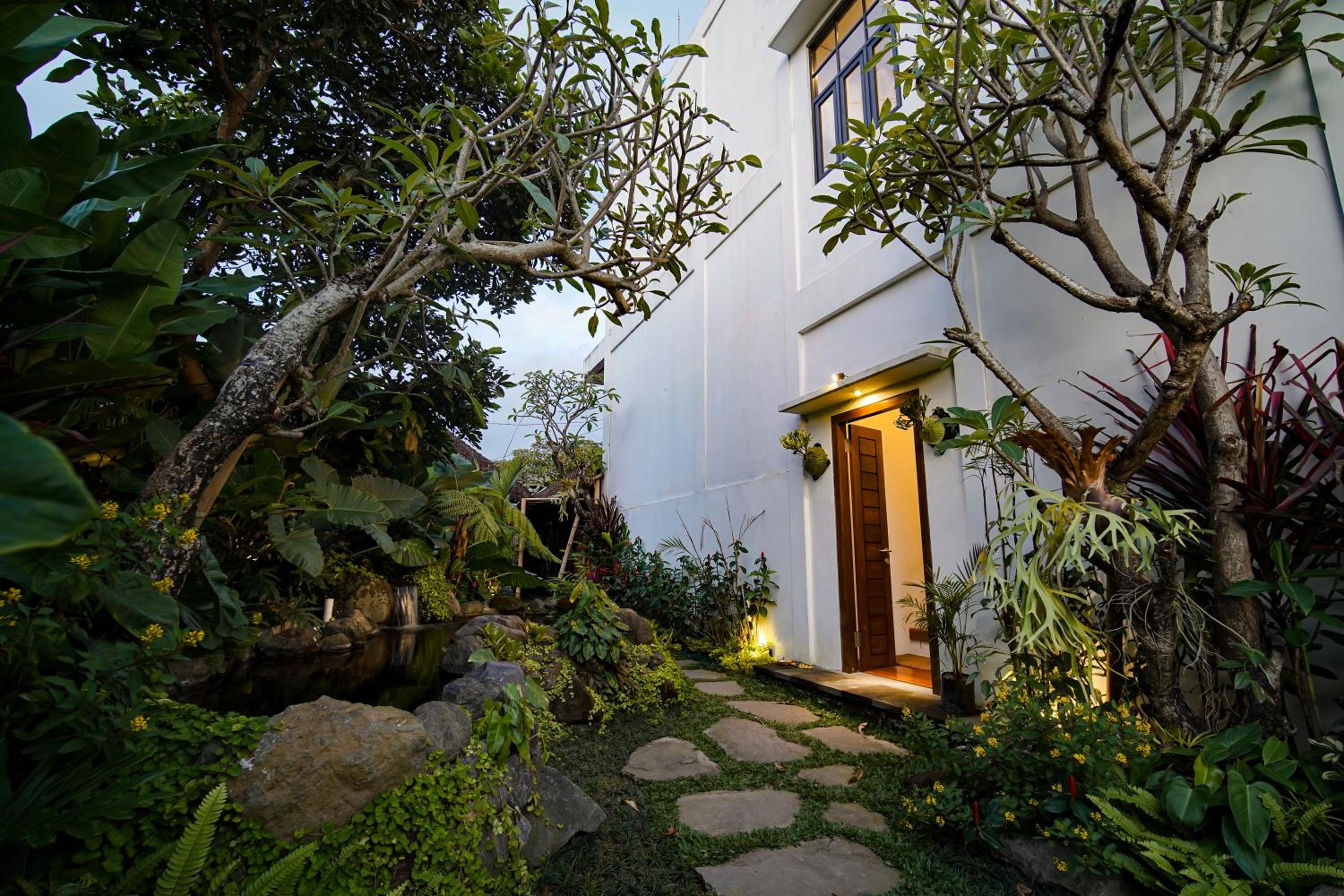 Wakasuta House