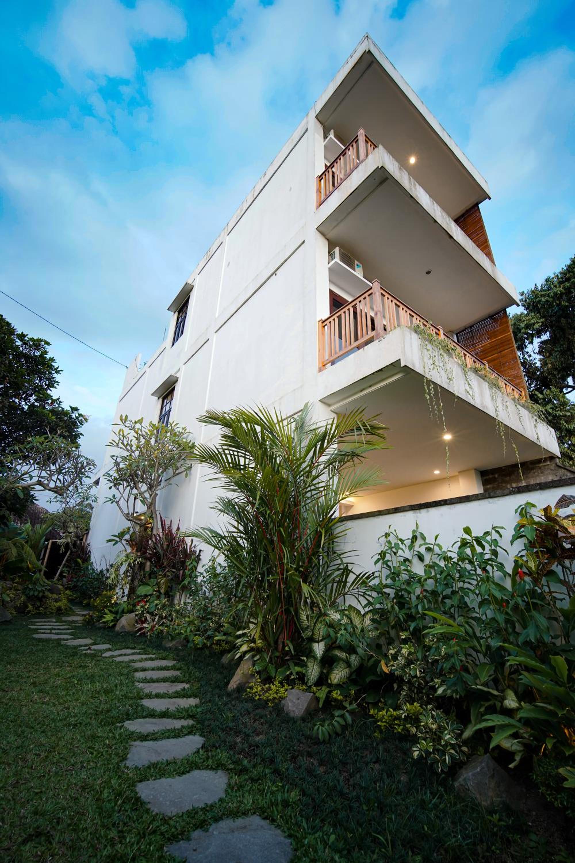 Wakasuta House