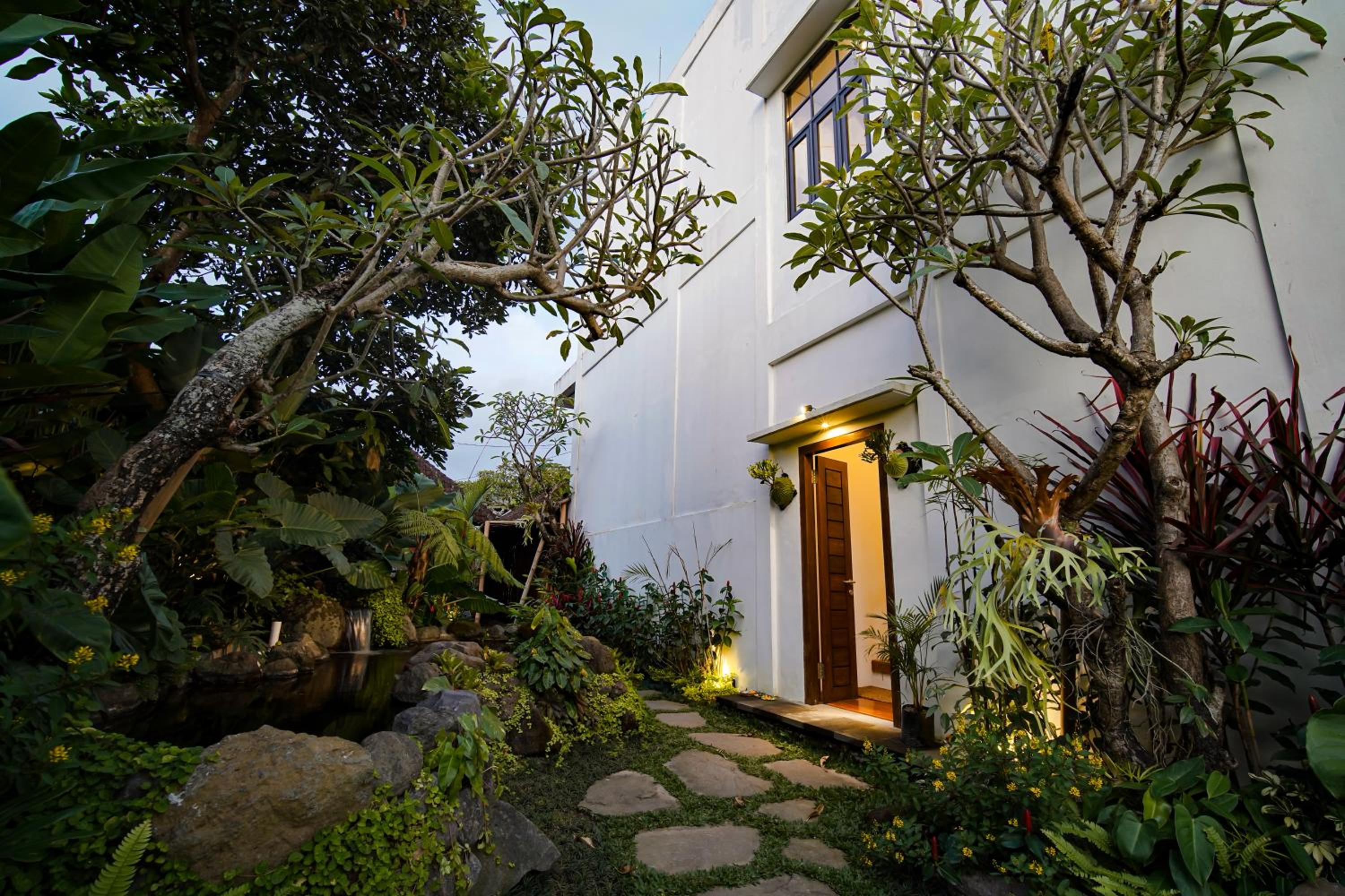 Wakasuta House