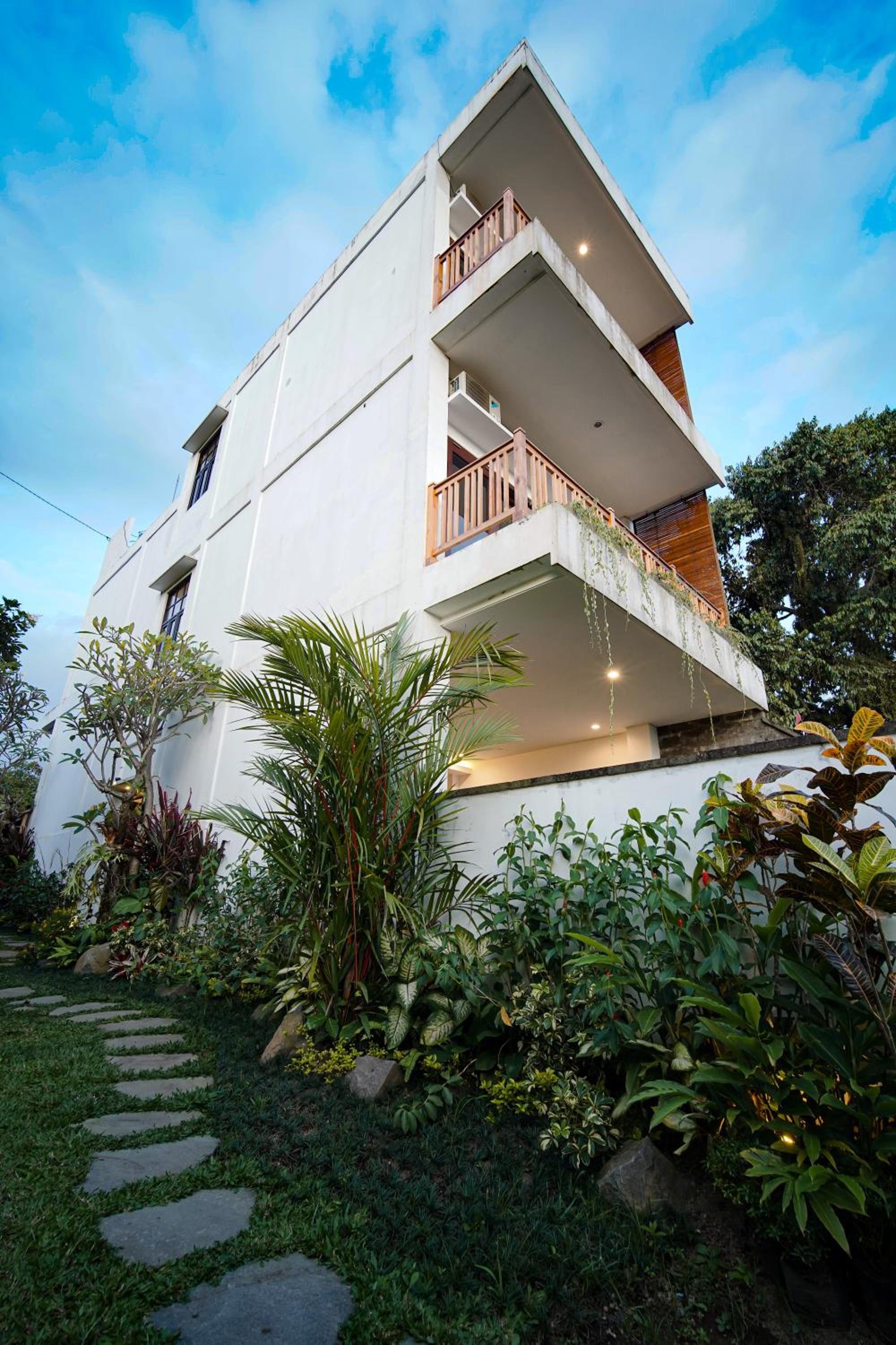 Wakasuta House