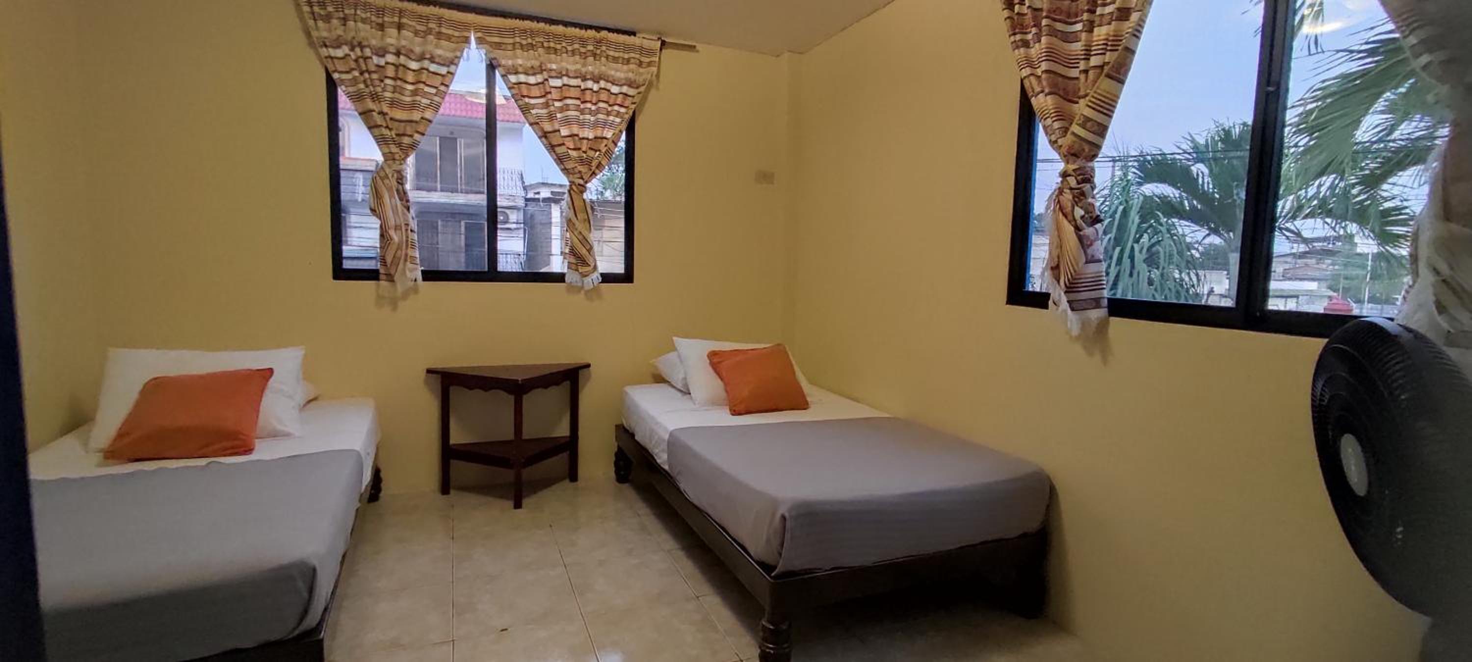 Dreamkapture Hostel close to the airport and bus terminal