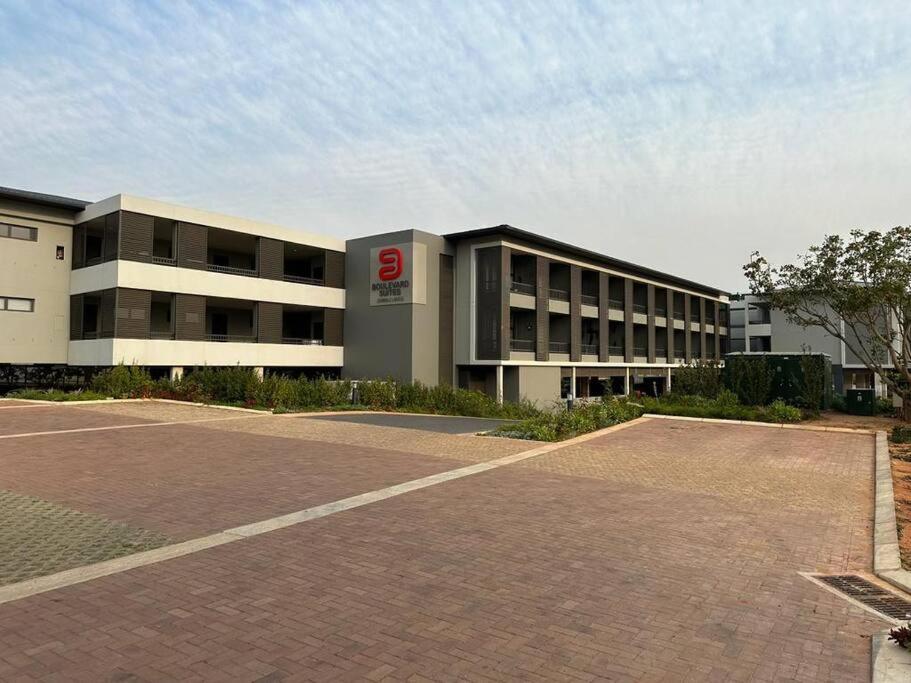 Zimbali Lakes Boulevard Suites 207 view 4