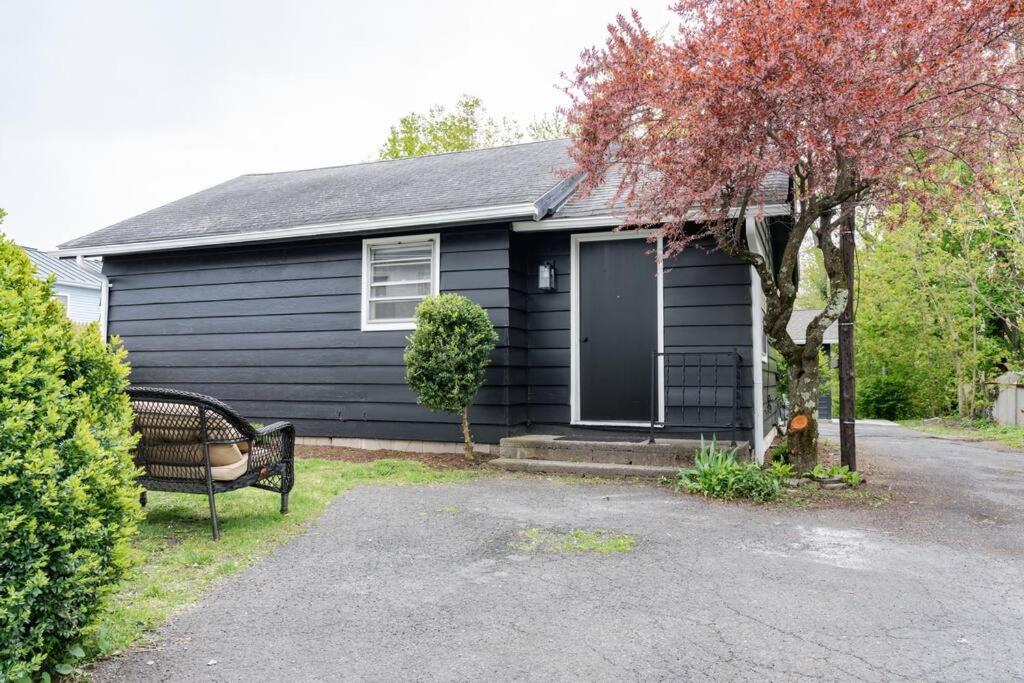 Kingston Vacations - Double The Fun II Two Houses and fire pit in shared yard - Property Image 22