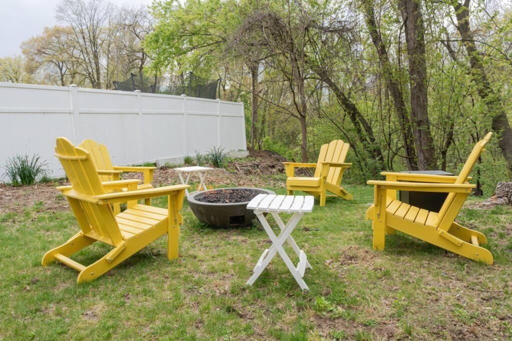 Kingston Vacations - Double The Fun II Two Houses and fire pit in shared yard - Property Image 16