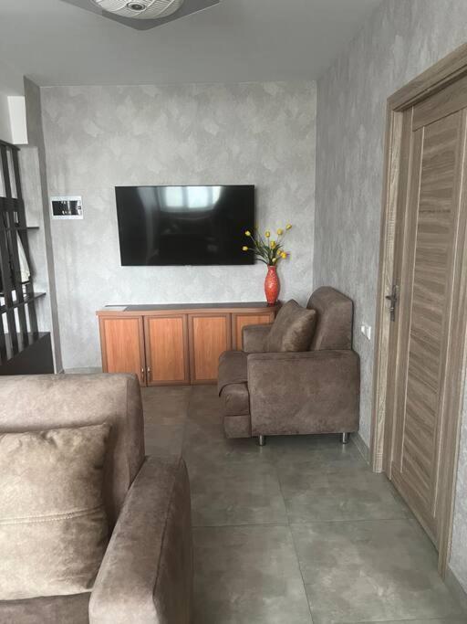 Cozy home: near Rossia mall : Center of Yerevan