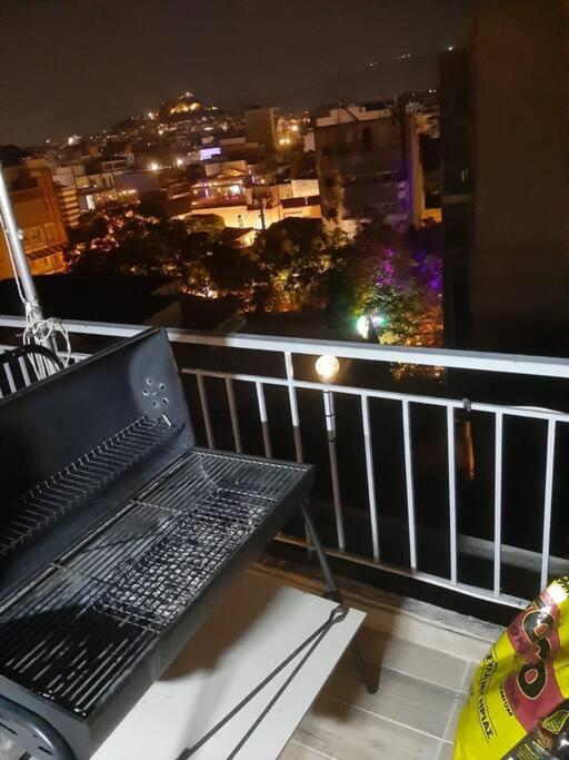 Roof top Gkazi Apartment on Metro exit: “KERAMEIKOS”