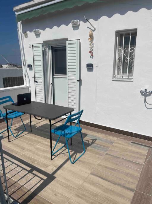 Roof top Gkazi Apartment on Metro exit: “KERAMEIKOS”