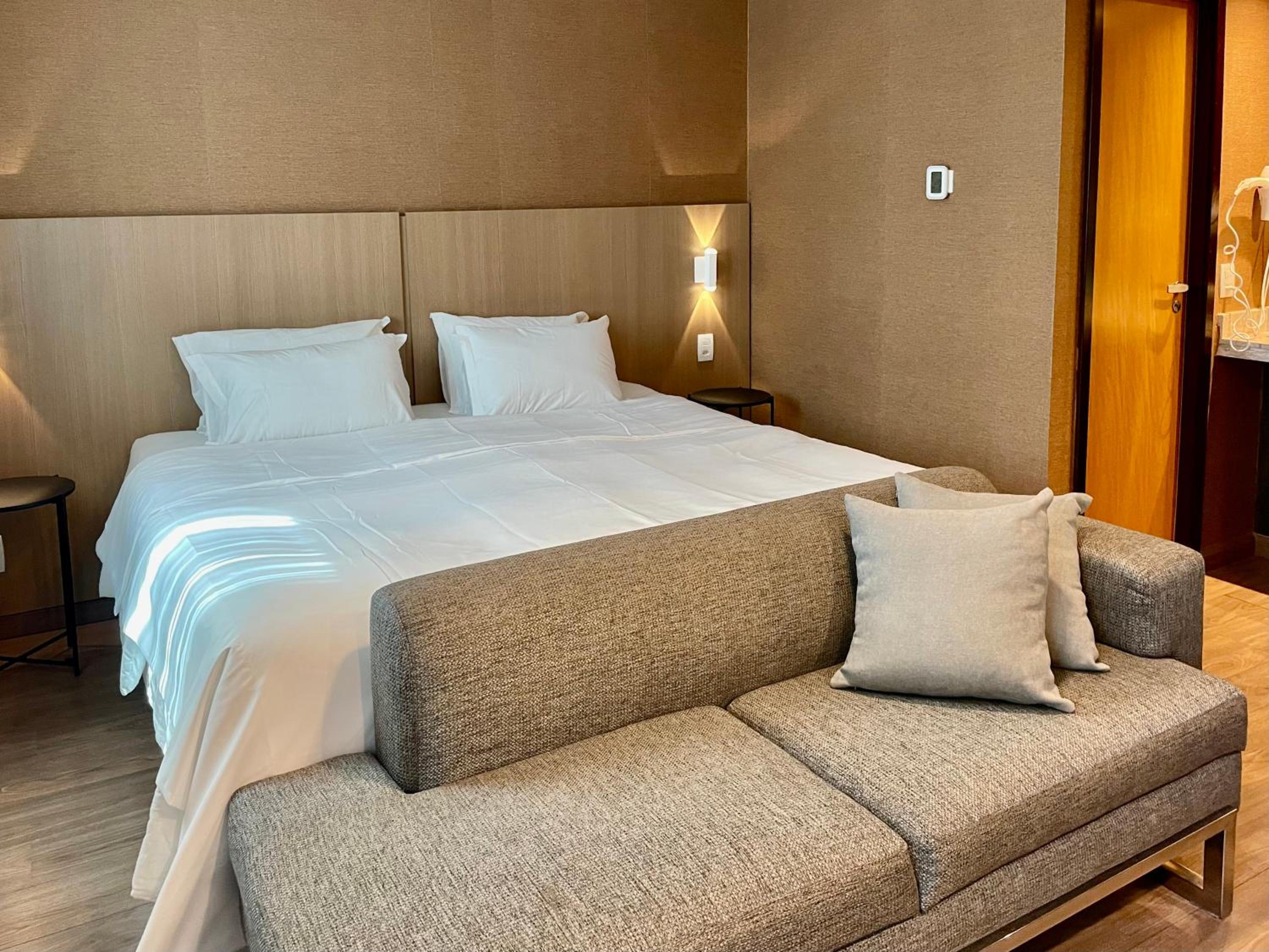 Flat incrível hotel Wynd. Ibirapuera, com vaga