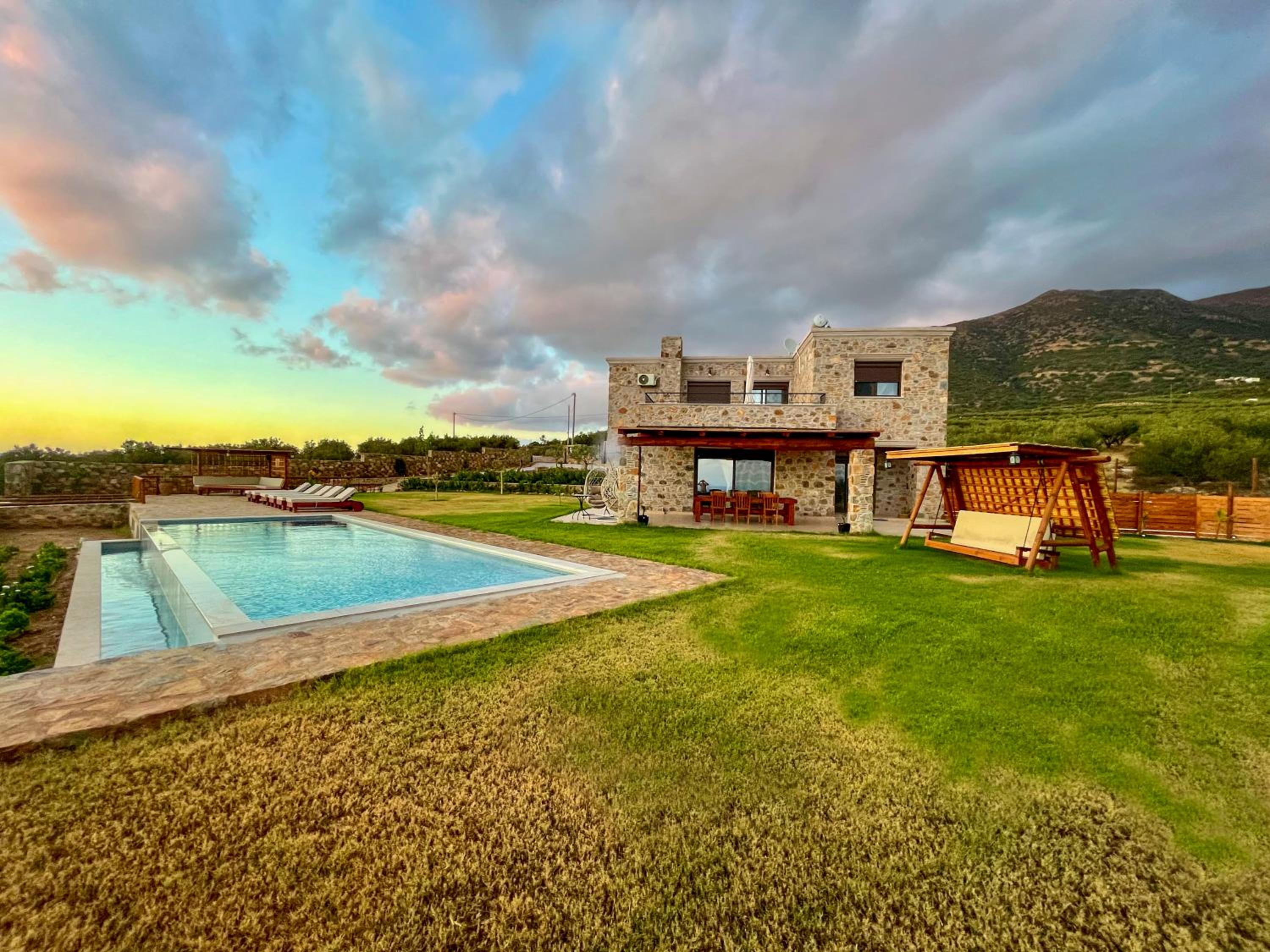 VILLA DEMETRA
