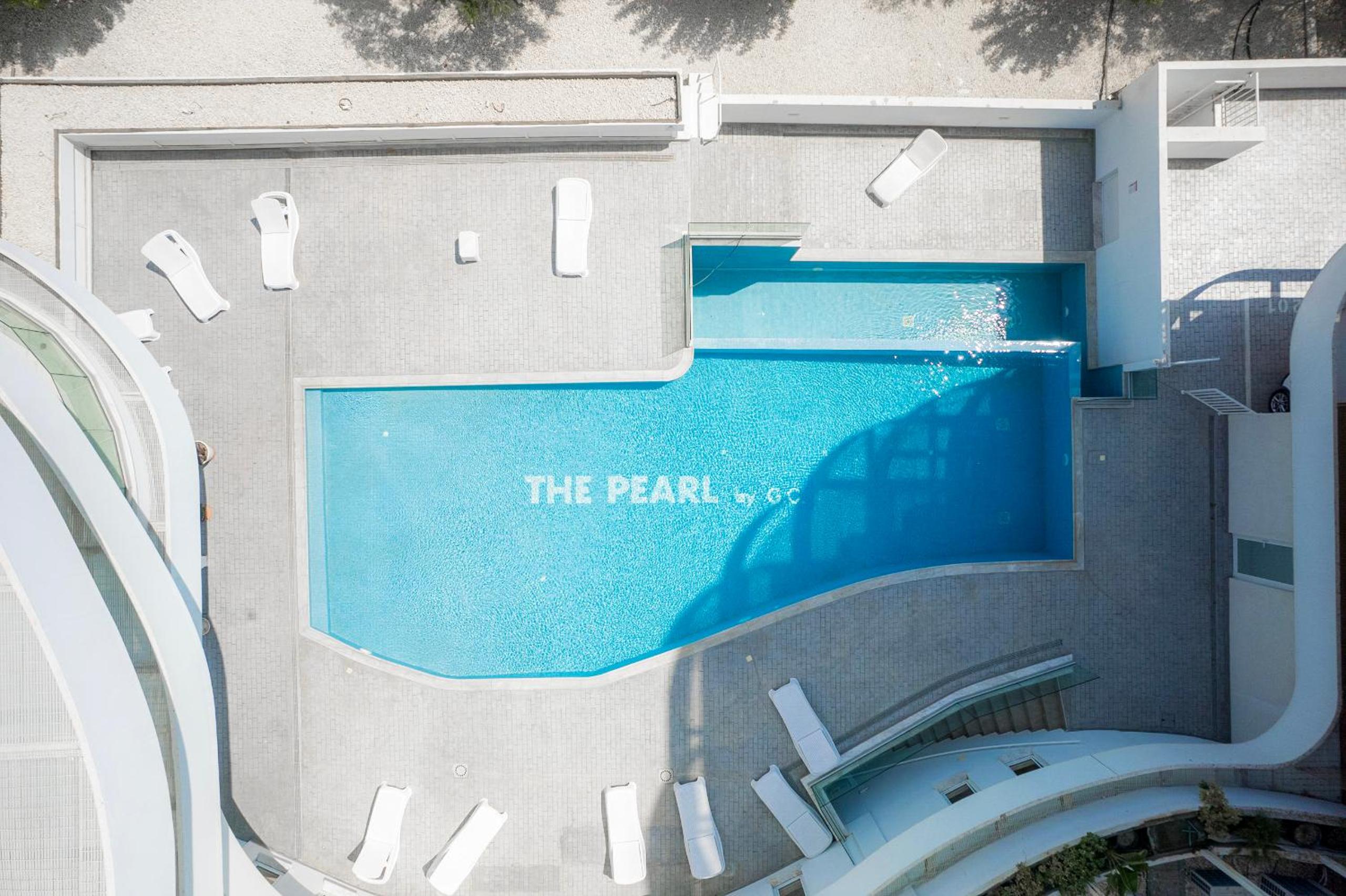 Seaview Pearl in Mackenzie with Pool & Jacuzzi
