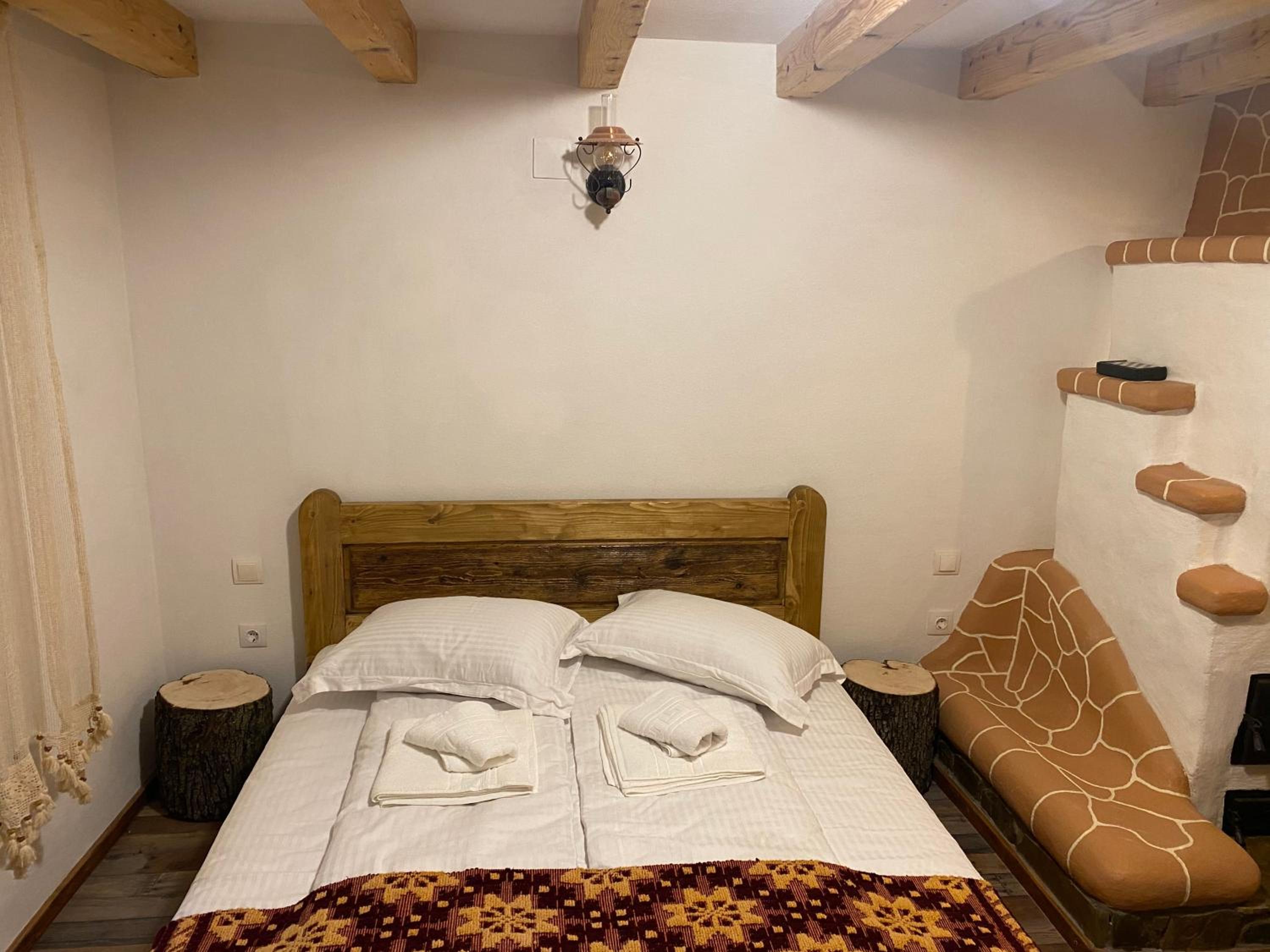 Casa cu șindrilă, photo 36