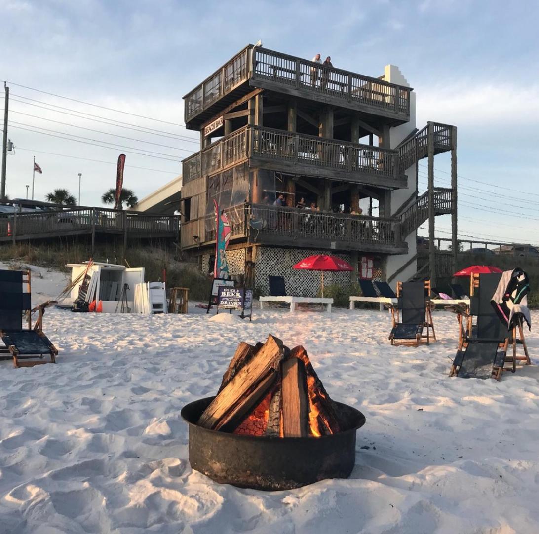 Hotel "The Sunset Shack" Best location with Ocean View, short walk to beach, perfect spot for a getaway! - Image 1