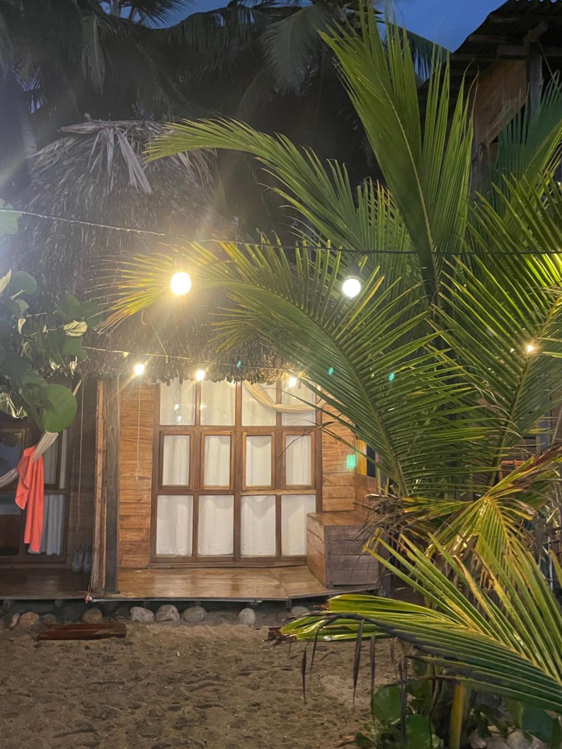 Chill and Surf Mendihuaca