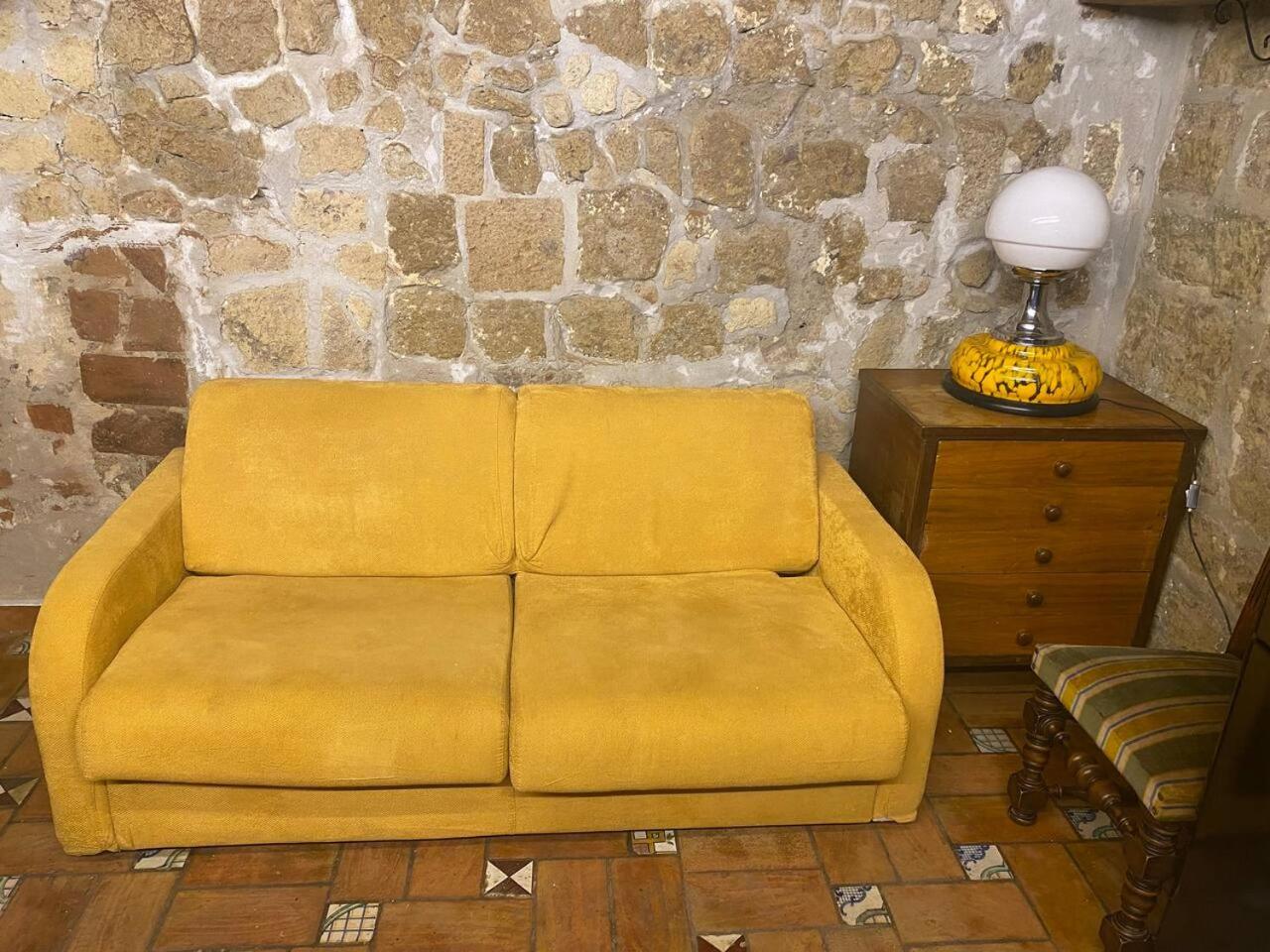 A’ Pupata (La bambolina)