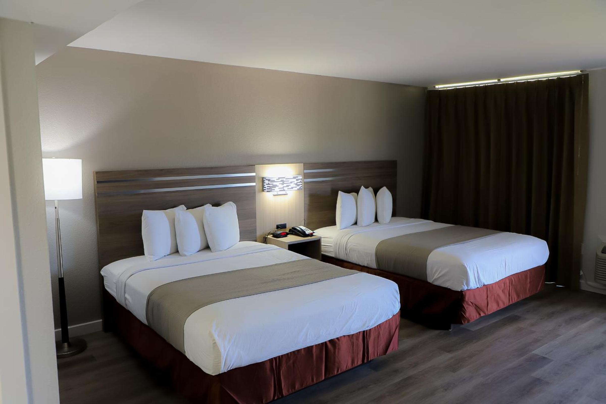 Airport Inn
