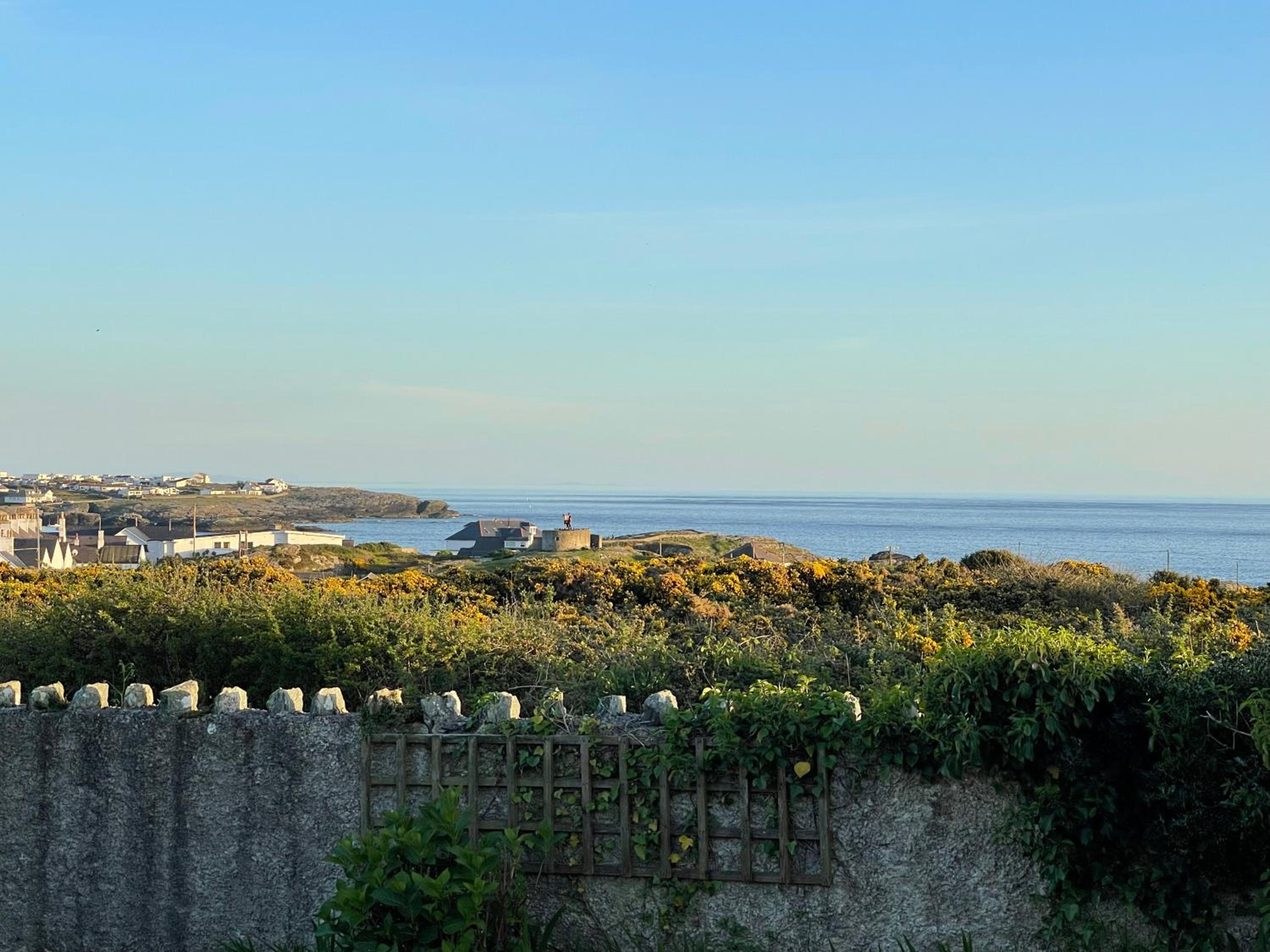 Spacious Bungalow with sea views 'West Wind’ view 2