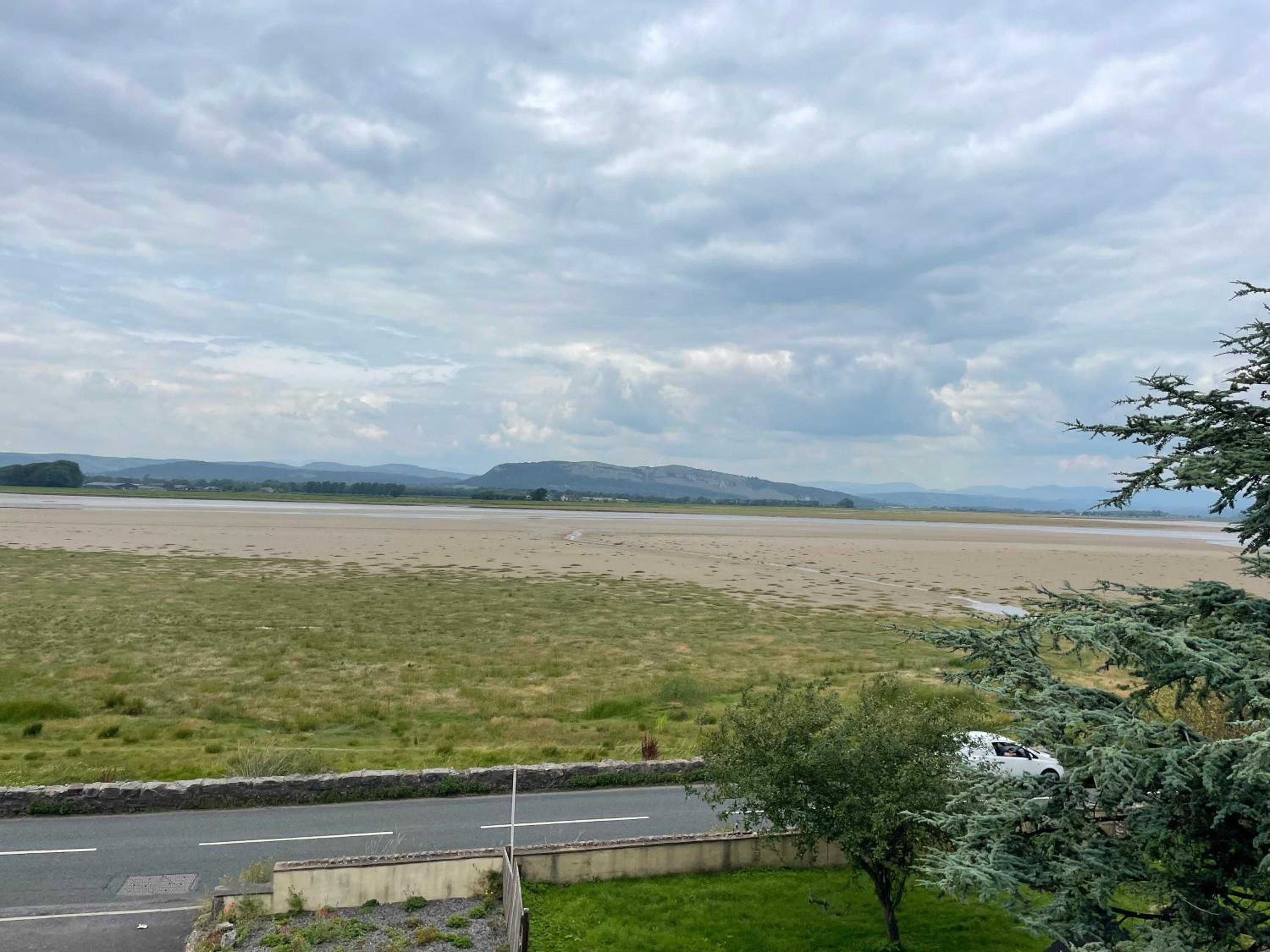 Watersedge Retreat, views, sunsets, dogs welcome view 4