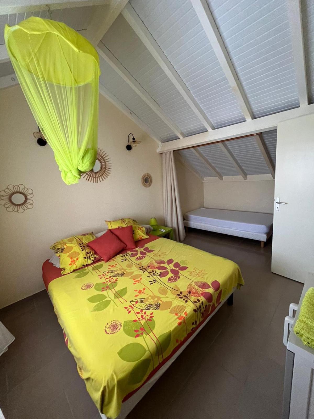 Maison duplex Port Louis view 2