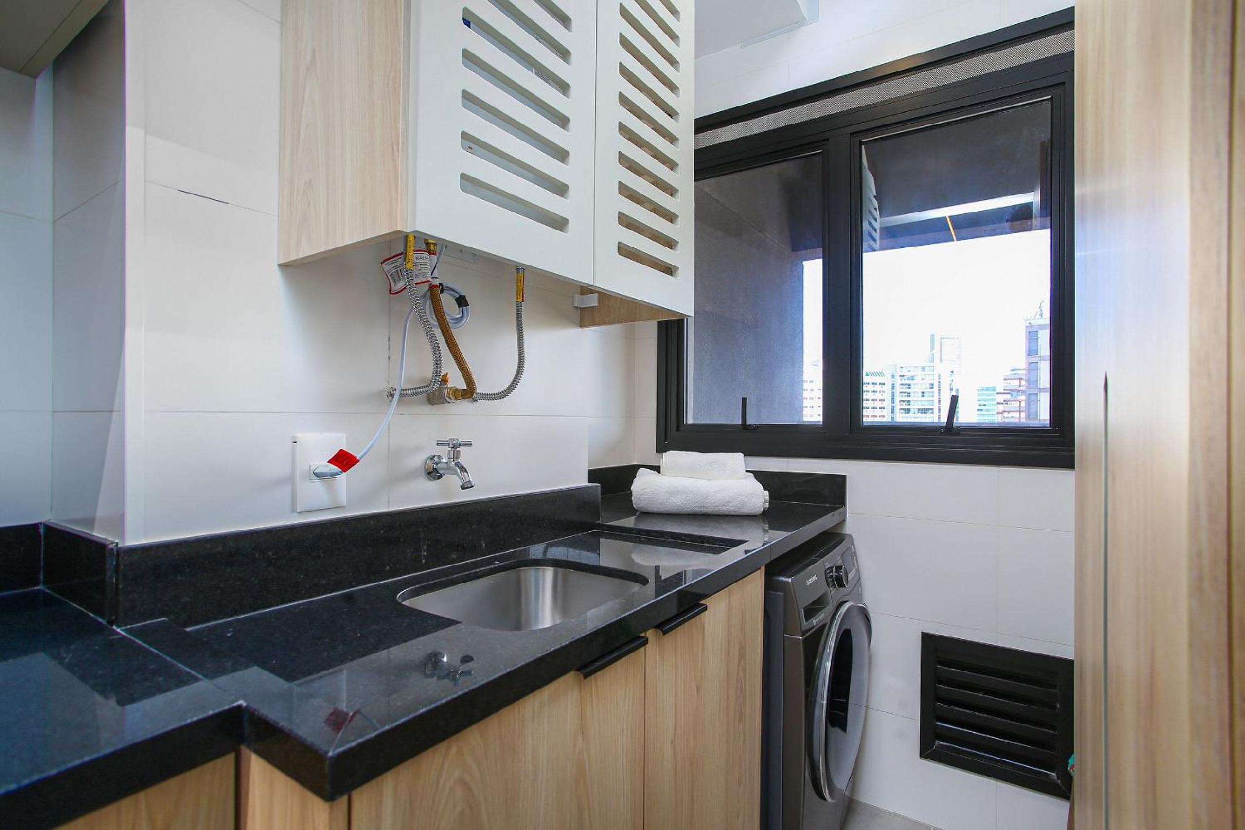 Expand Pinheiros