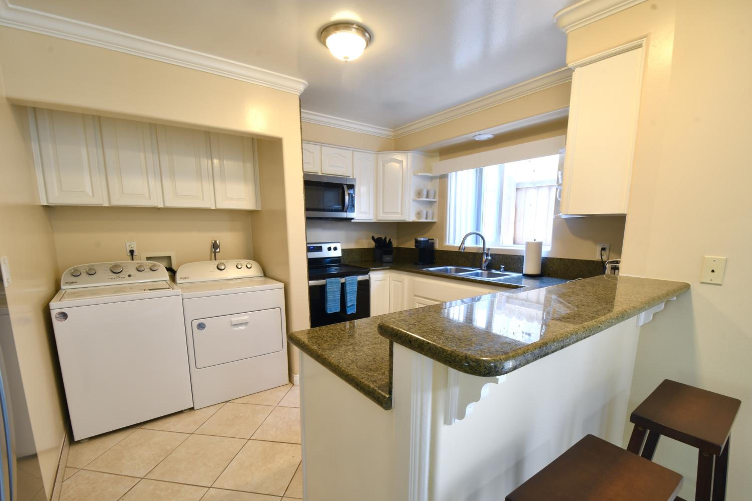 Newport Beach Getaway - Property Image 3