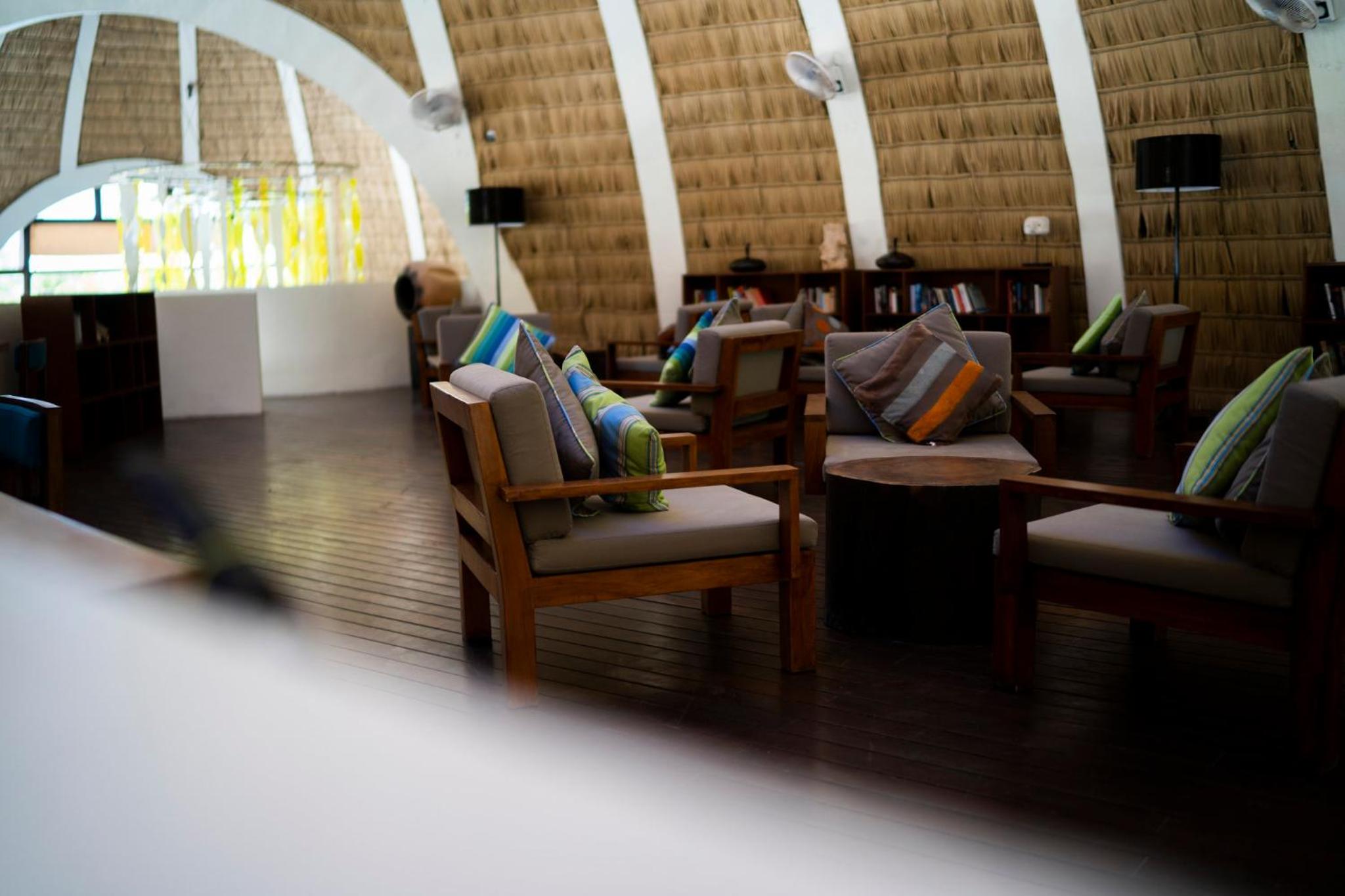 Holiday Inn Resort Kandooma Maldives - Kids Stay & Eat Free and Free Roundtrip Speed Boat for a minimum 4 nights stay — photo 170