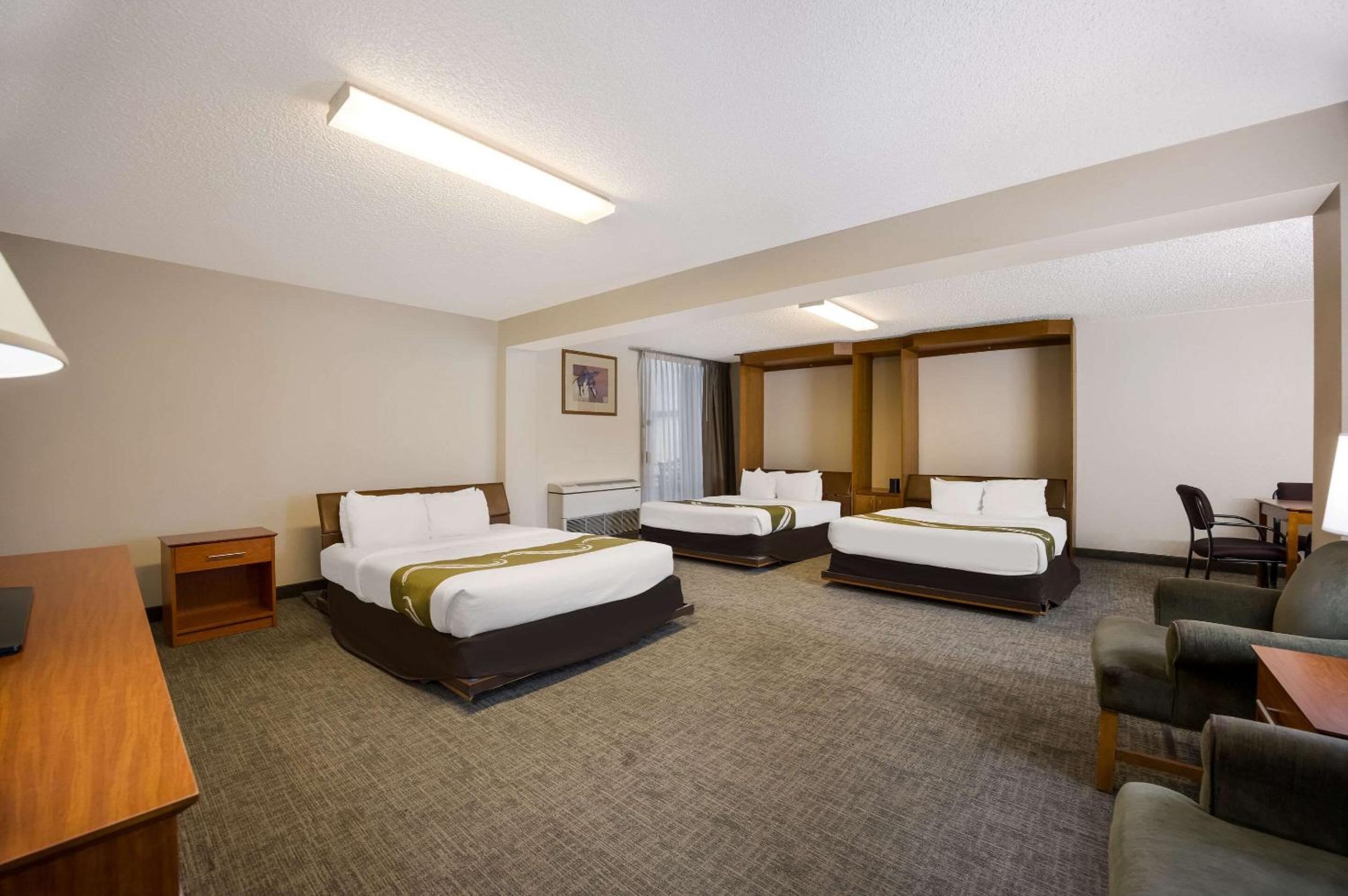 Canon City Vacations - Quality Inn  Suites Canon City - Property Image 2