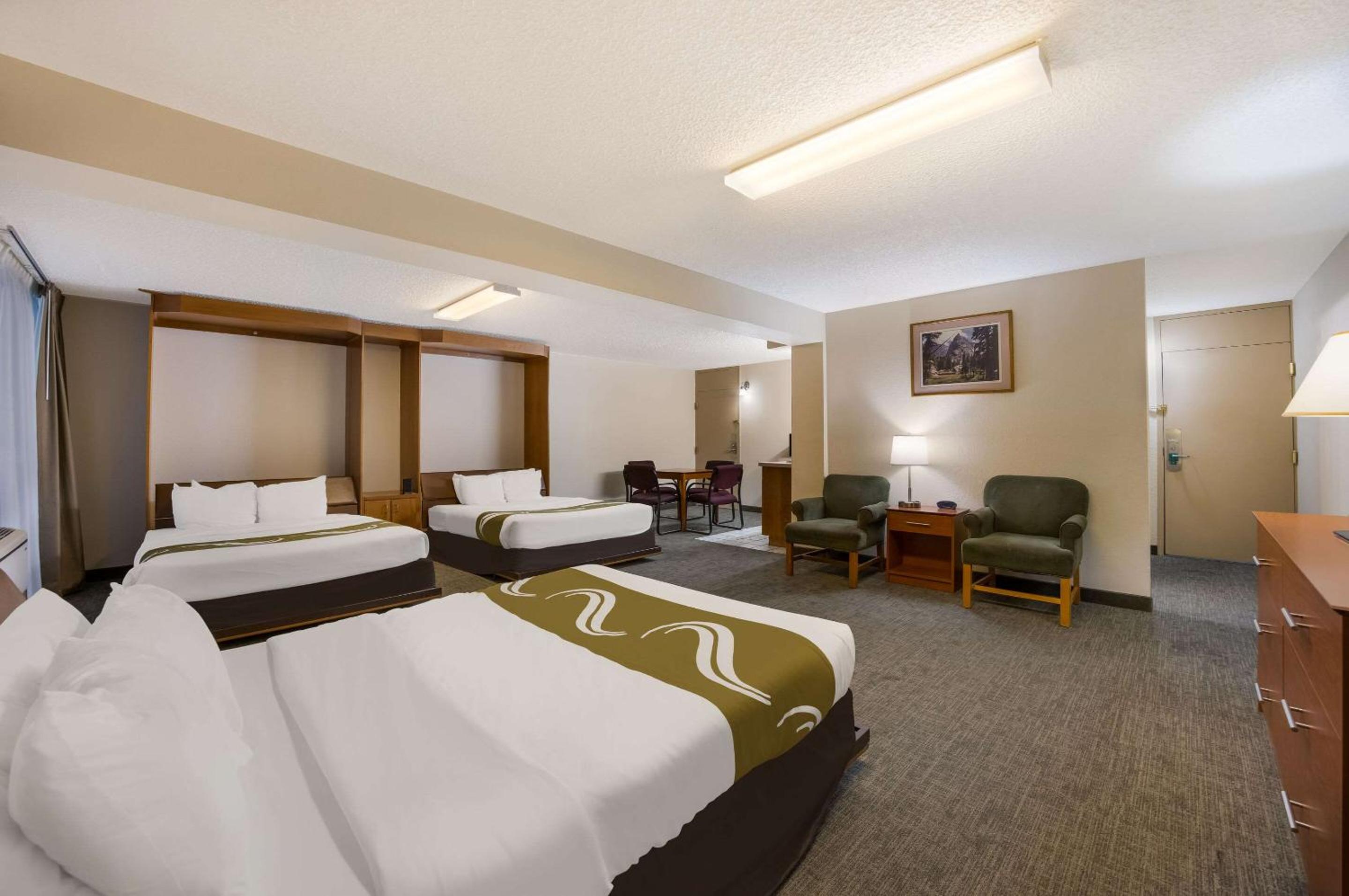 Canon City Vacations - Quality Inn  Suites Canon City - Property Image 3