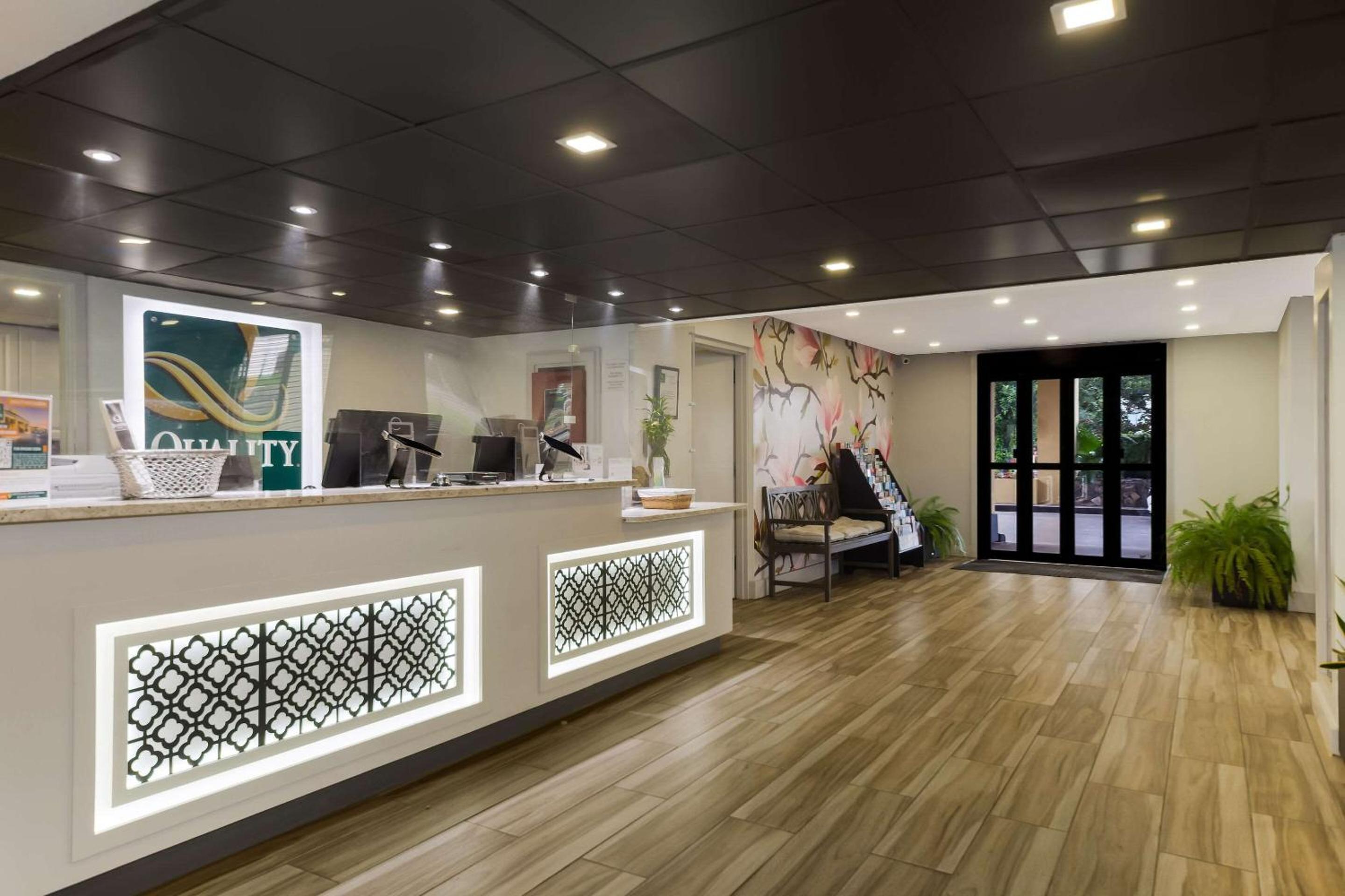 Quality Inn Coliseum - Image 4