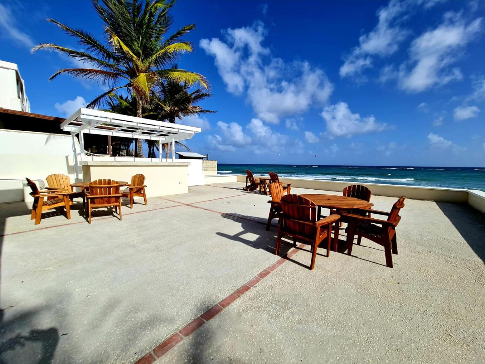 Beautiful Seaside 2BR Apartments